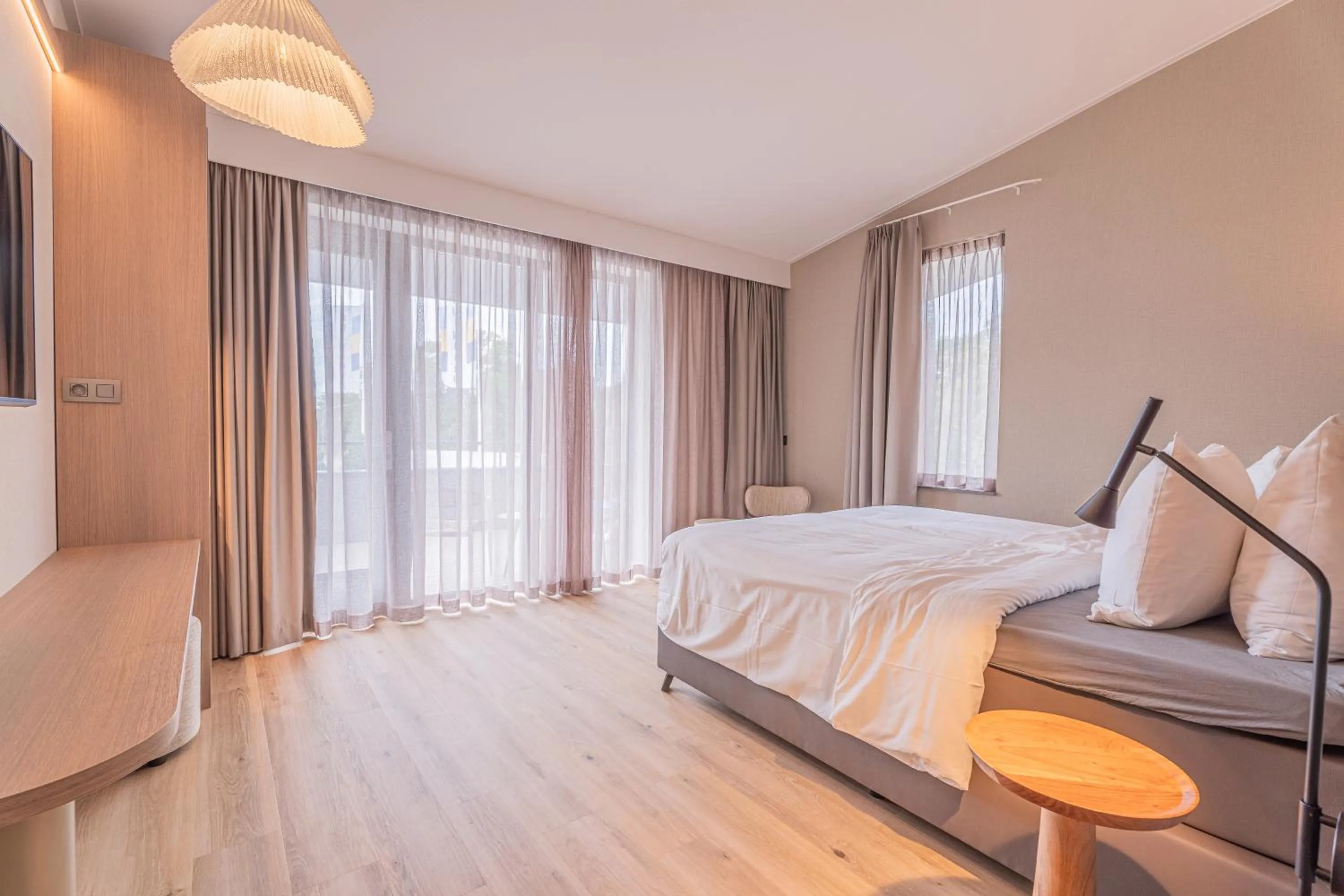 Bedroom, Bed in Strandhotel Duinoord