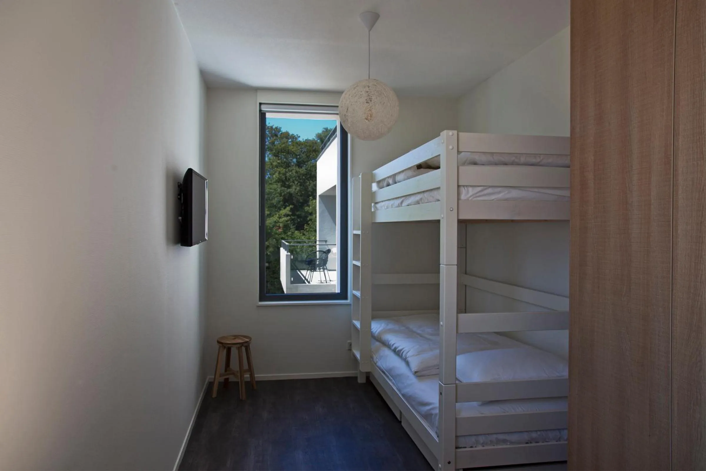 Bed in Strandhotel Duinoord