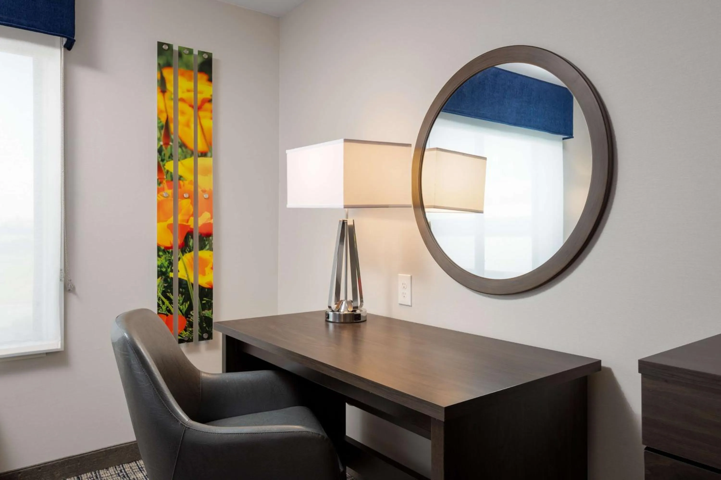 Bedroom in Hampton Inn & Suites Manteca