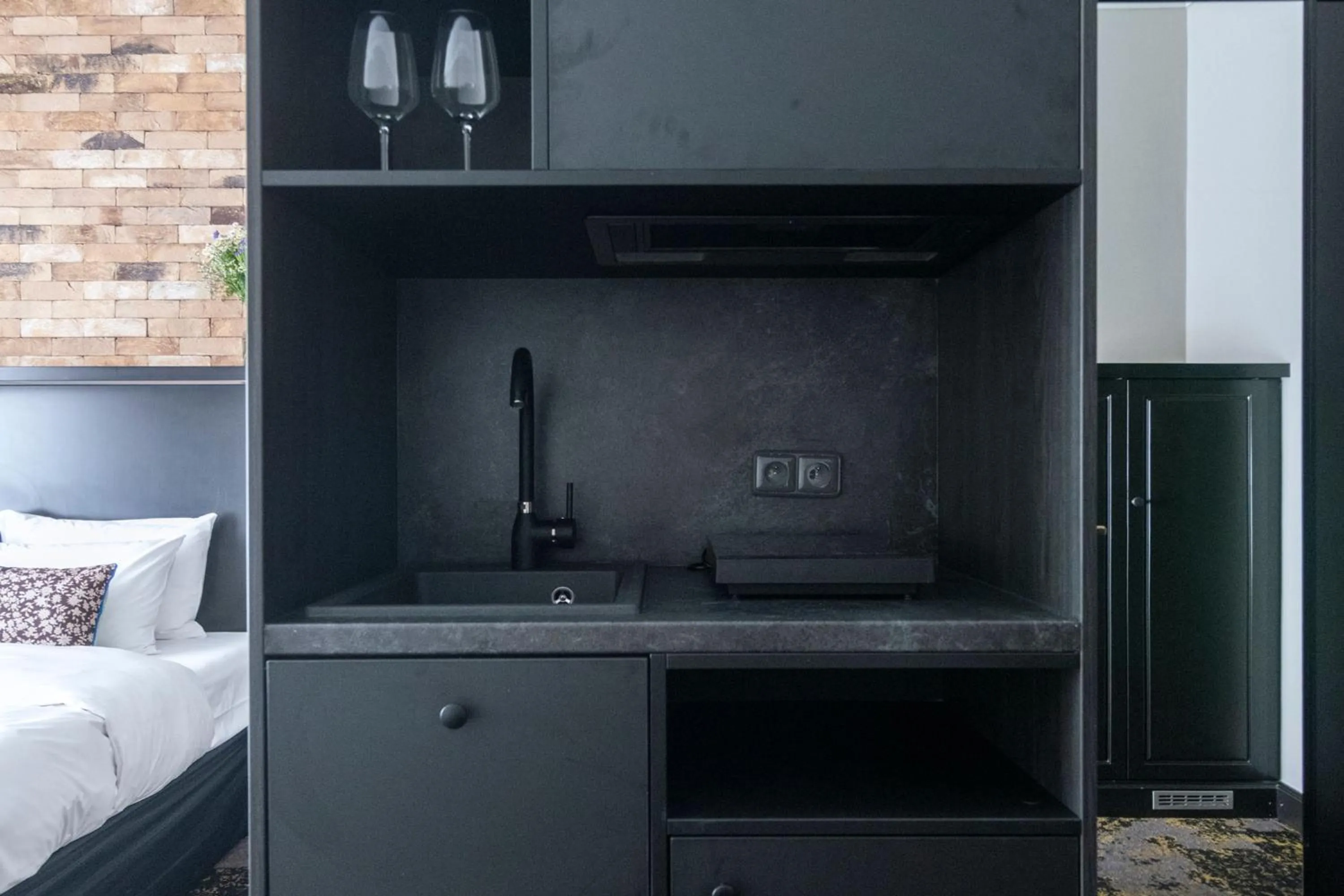 Kitchen or kitchenette, Bed in Numa Prague Root