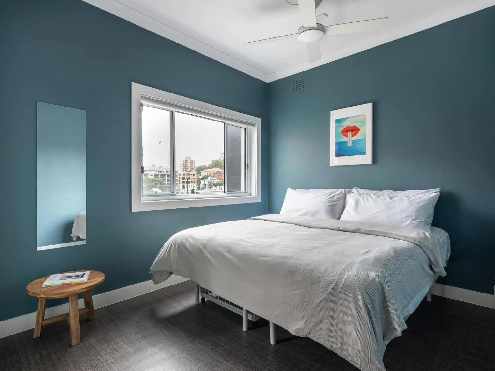 King Room in Manly Backpackers King Room in Manly Backpackers