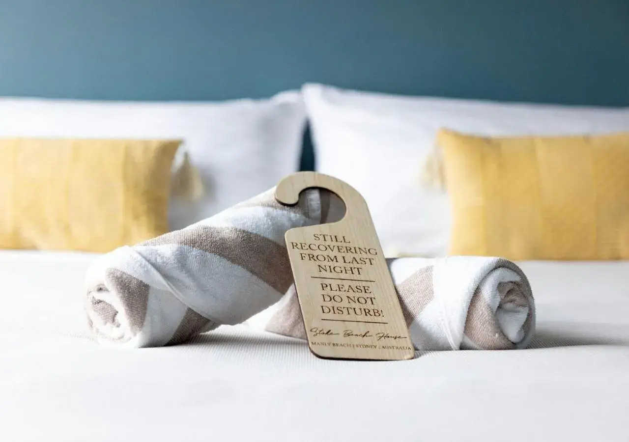 King Room with Shared Bathroom in Stoke Beach House King Room with Shared Bathroom in Stoke Beach House