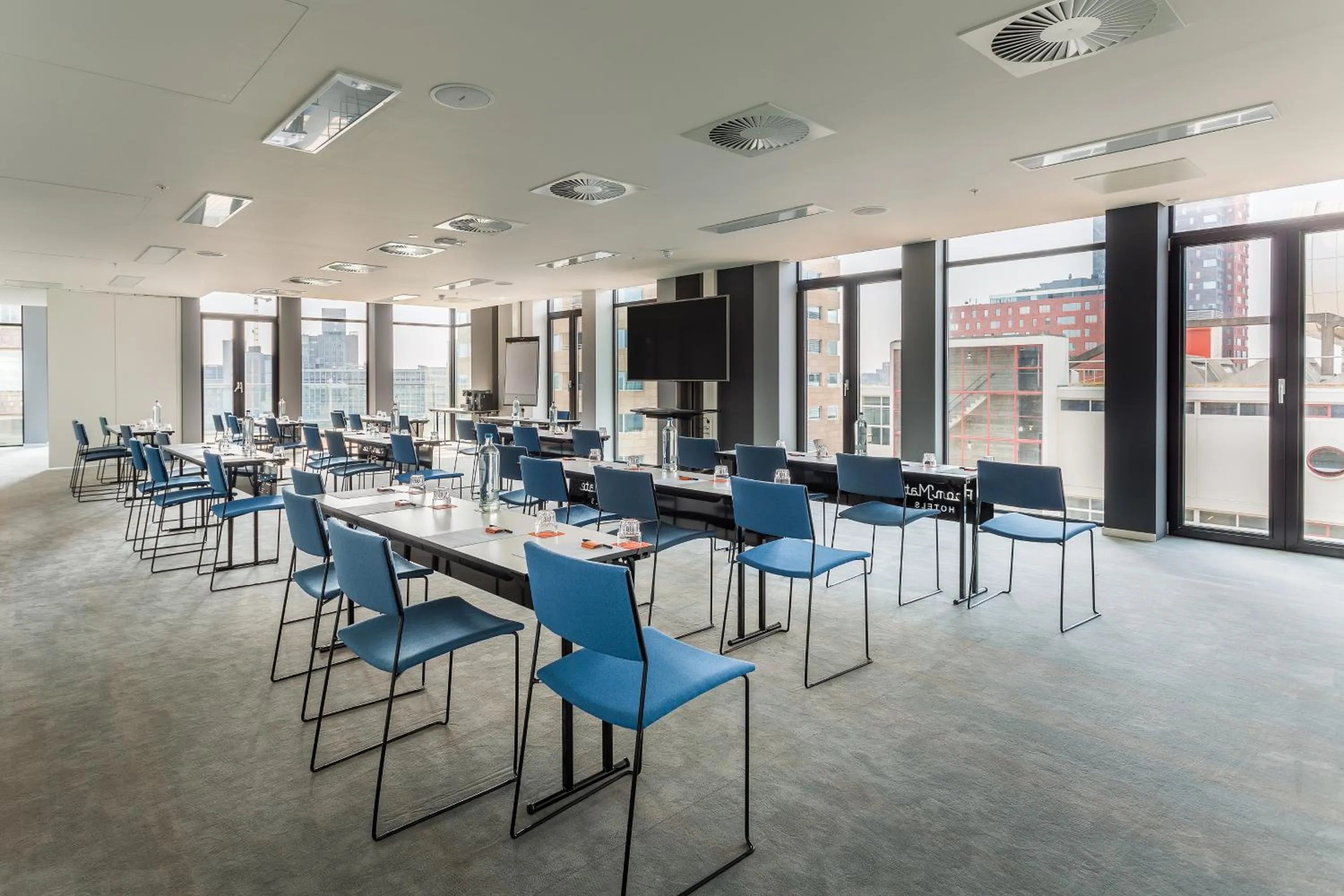 Meeting/conference room in Room Mate Bruno, Rotterdam