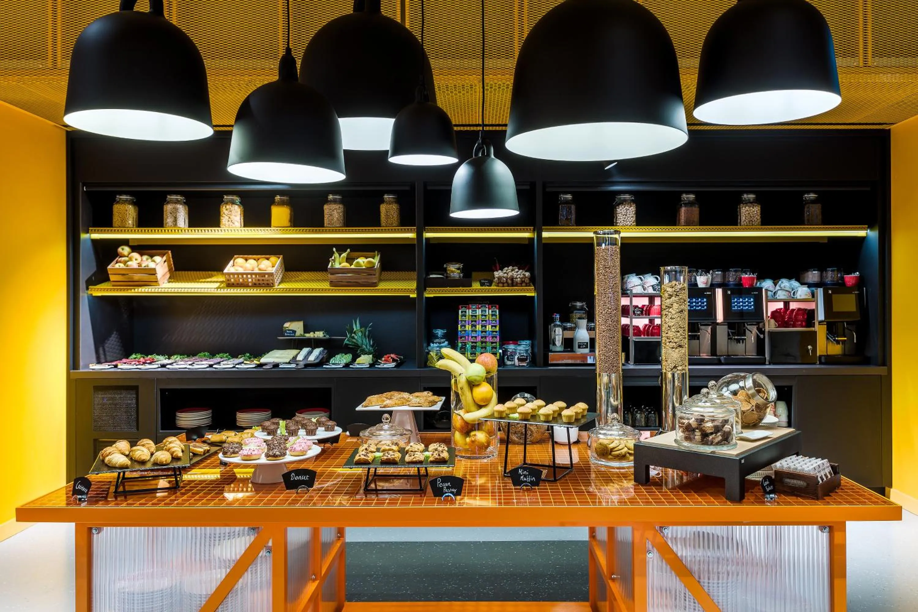 Food and drinks in Room Mate Bruno, Rotterdam