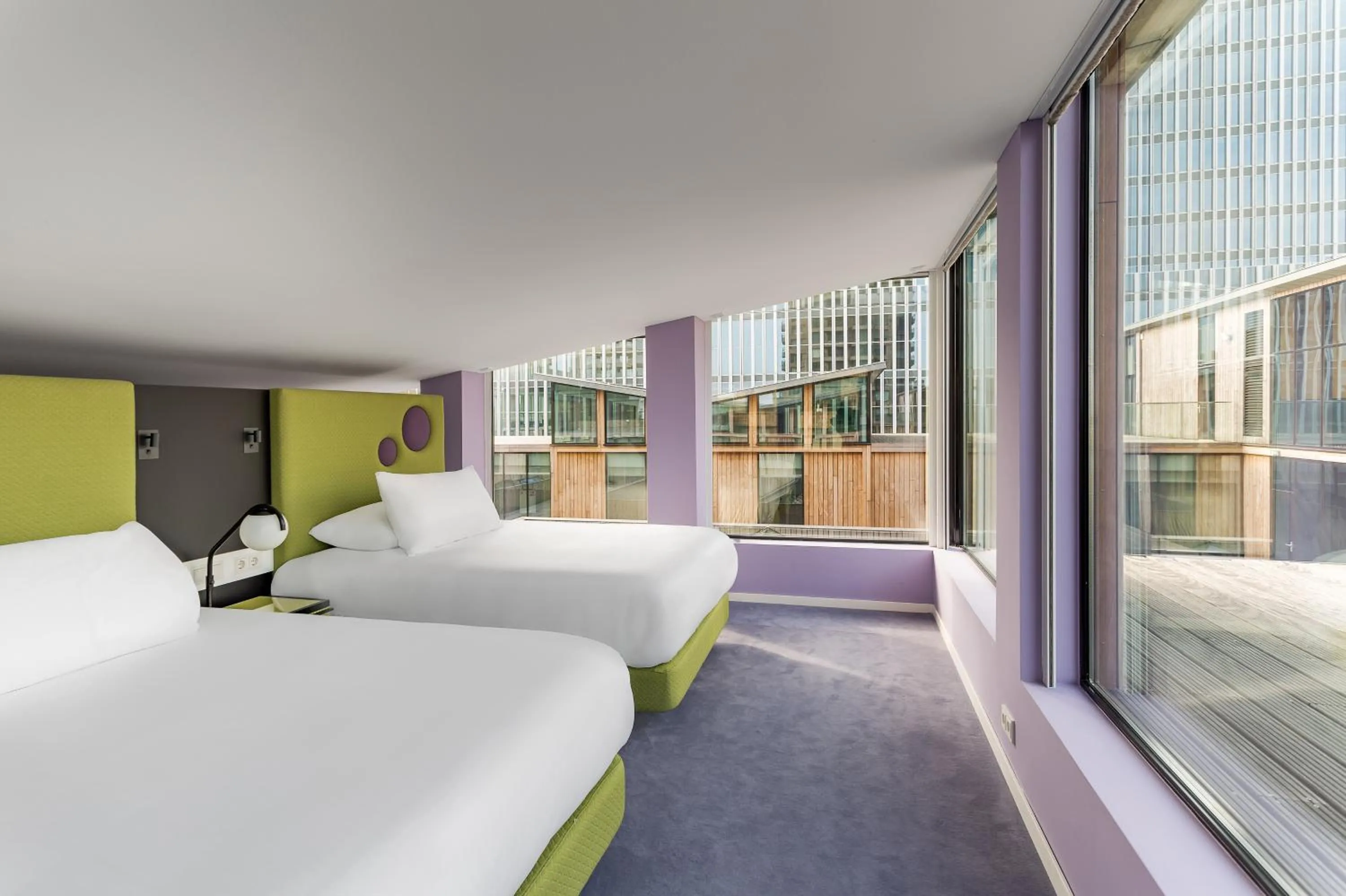 Bedroom, Bed in Room Mate Bruno, Rotterdam