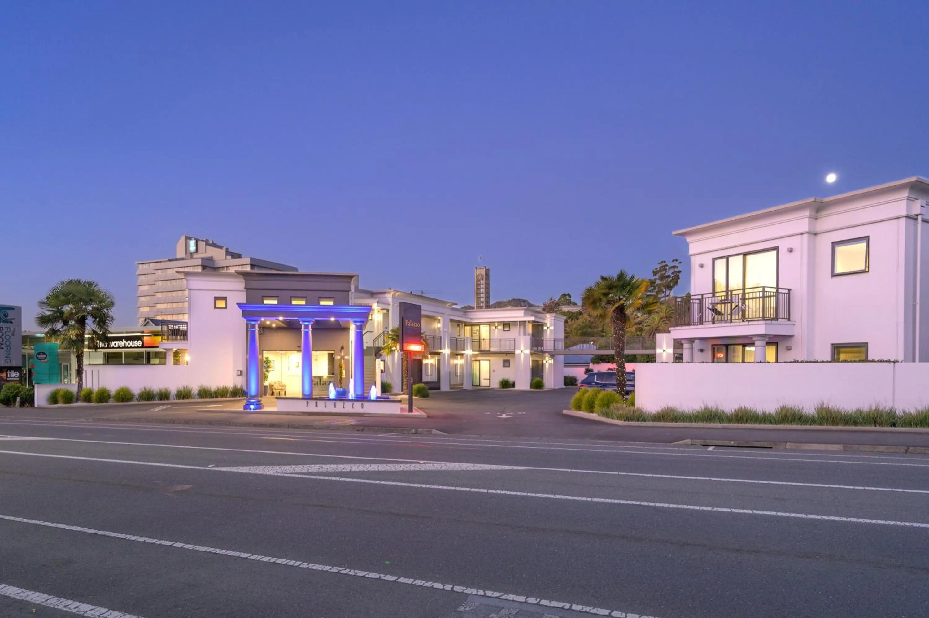 Property building in Palazzo Motor Lodge