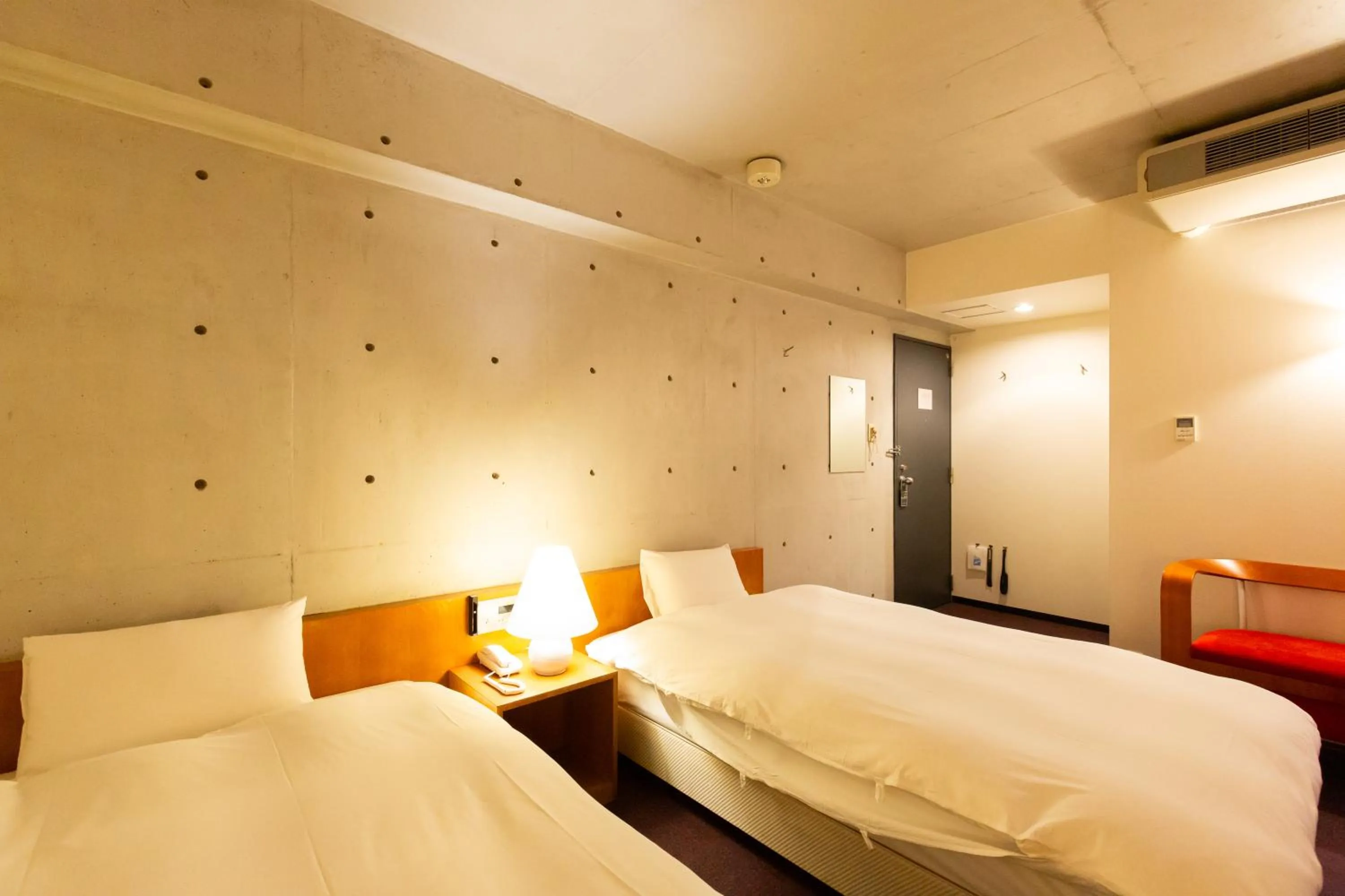 Photo of the whole room, Bed in Hotel Landmark Umeda
