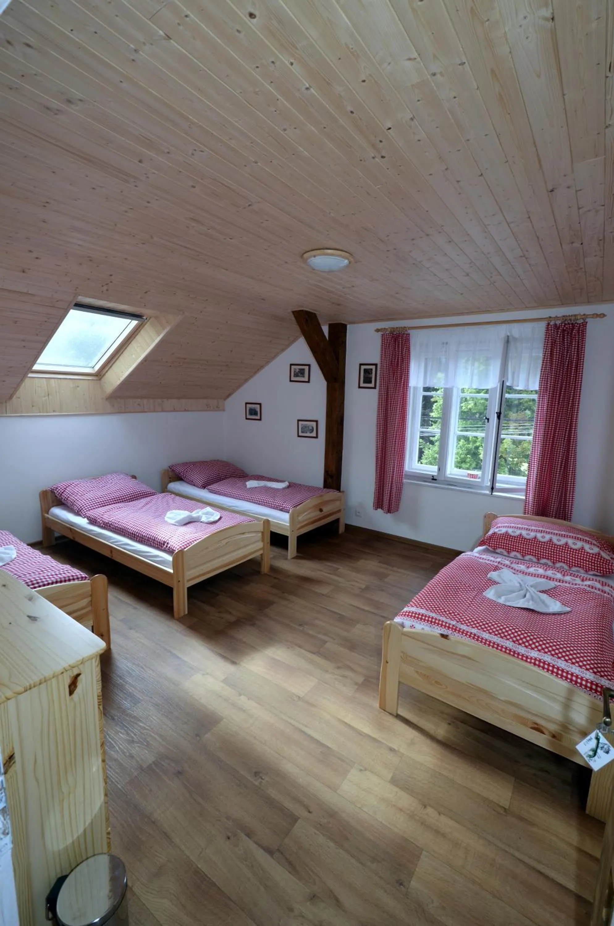 Bed in Hospoda U Lípy