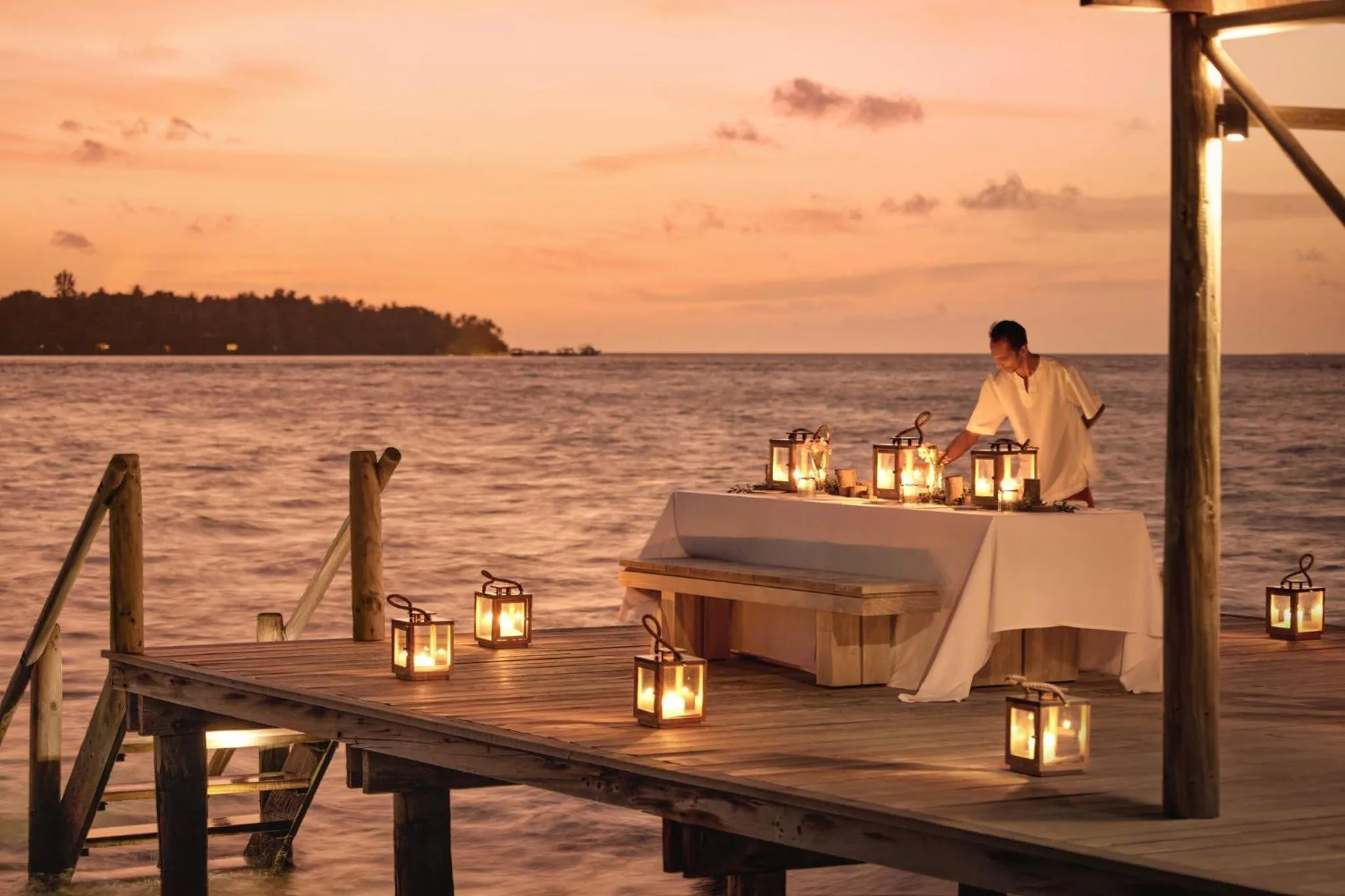 Photo of the whole room in COMO Cocoa Island