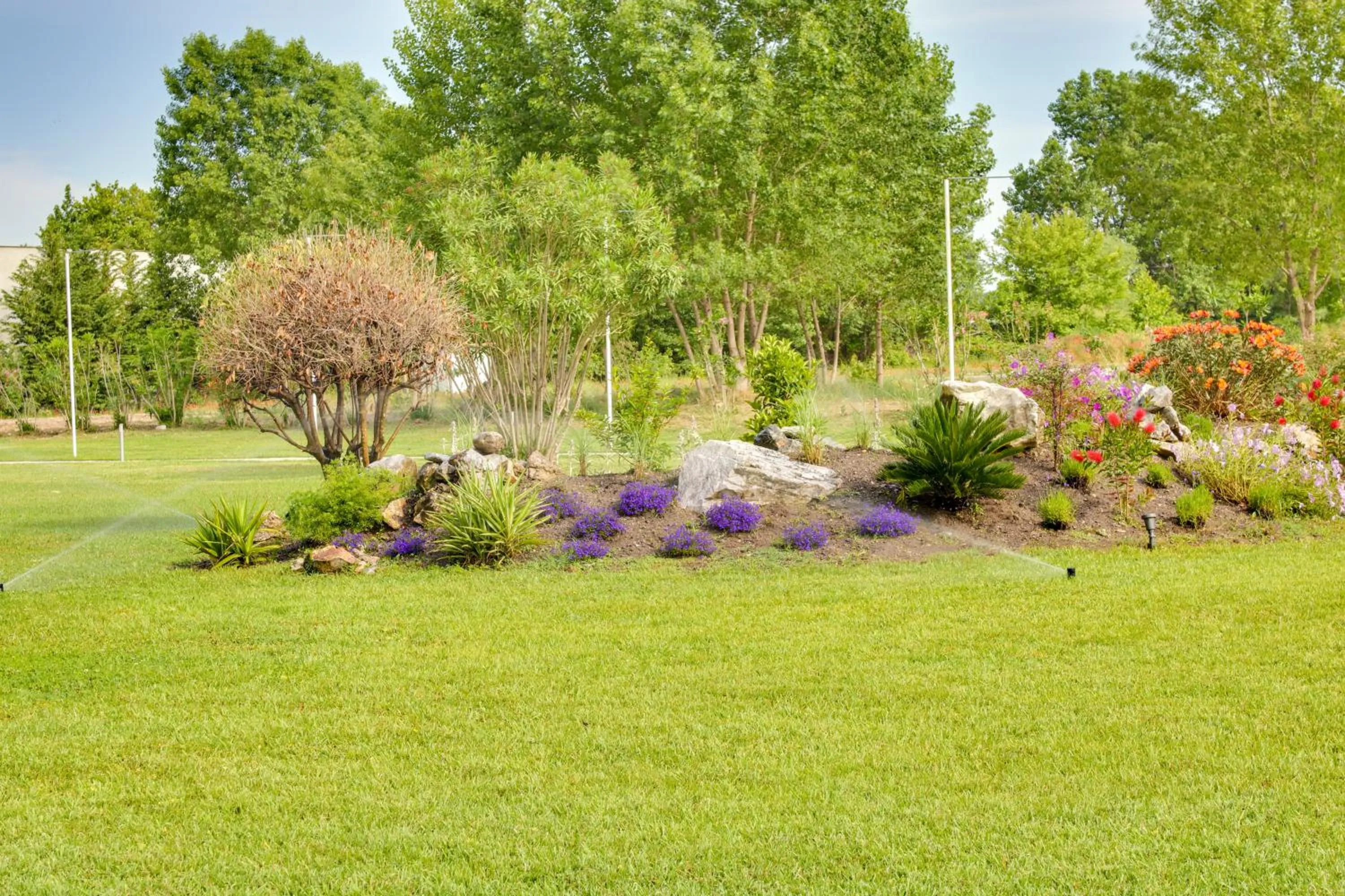 Garden in Olympian Bay Grand Resort