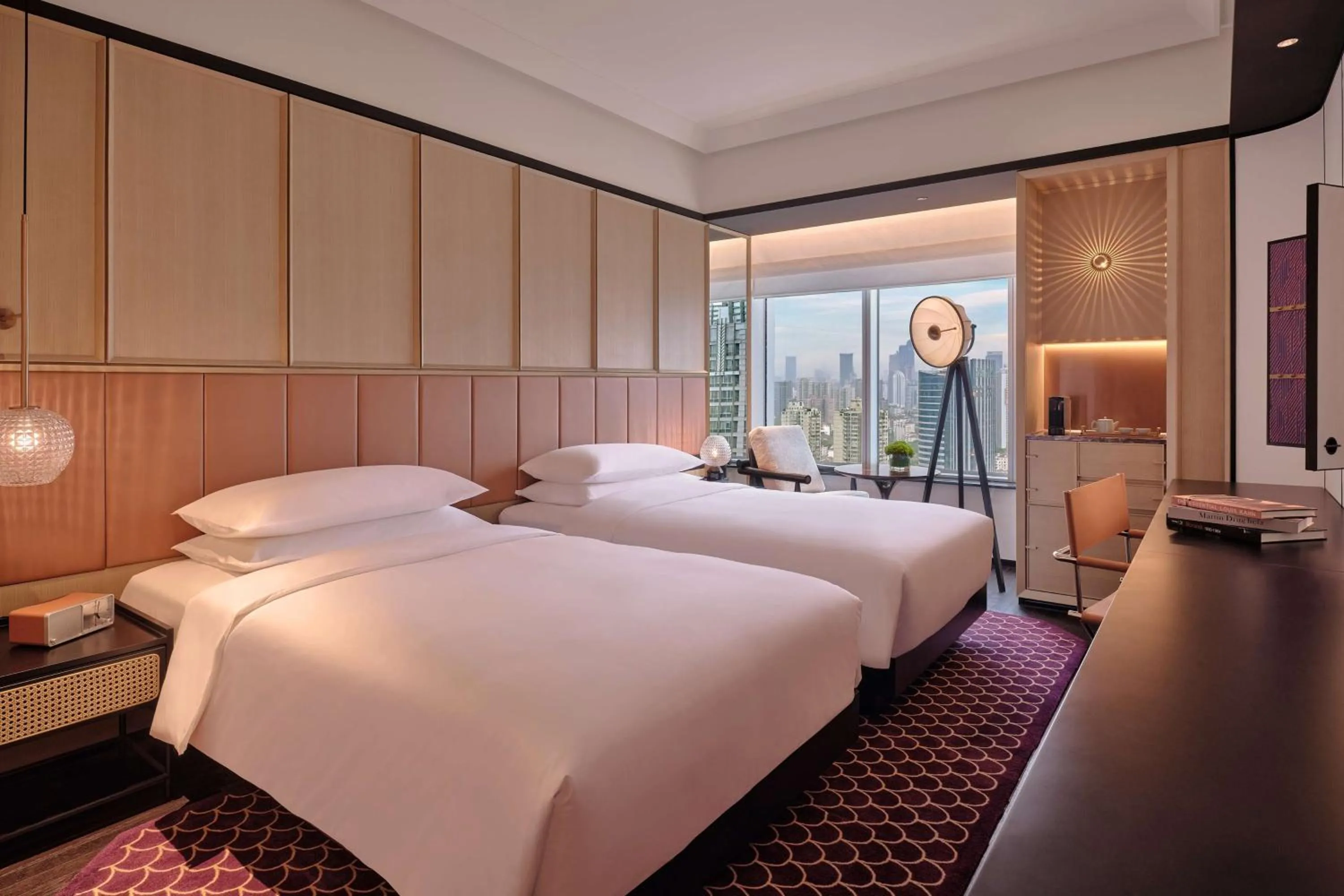 Bedroom, Bed in Pentahotel Shanghai
