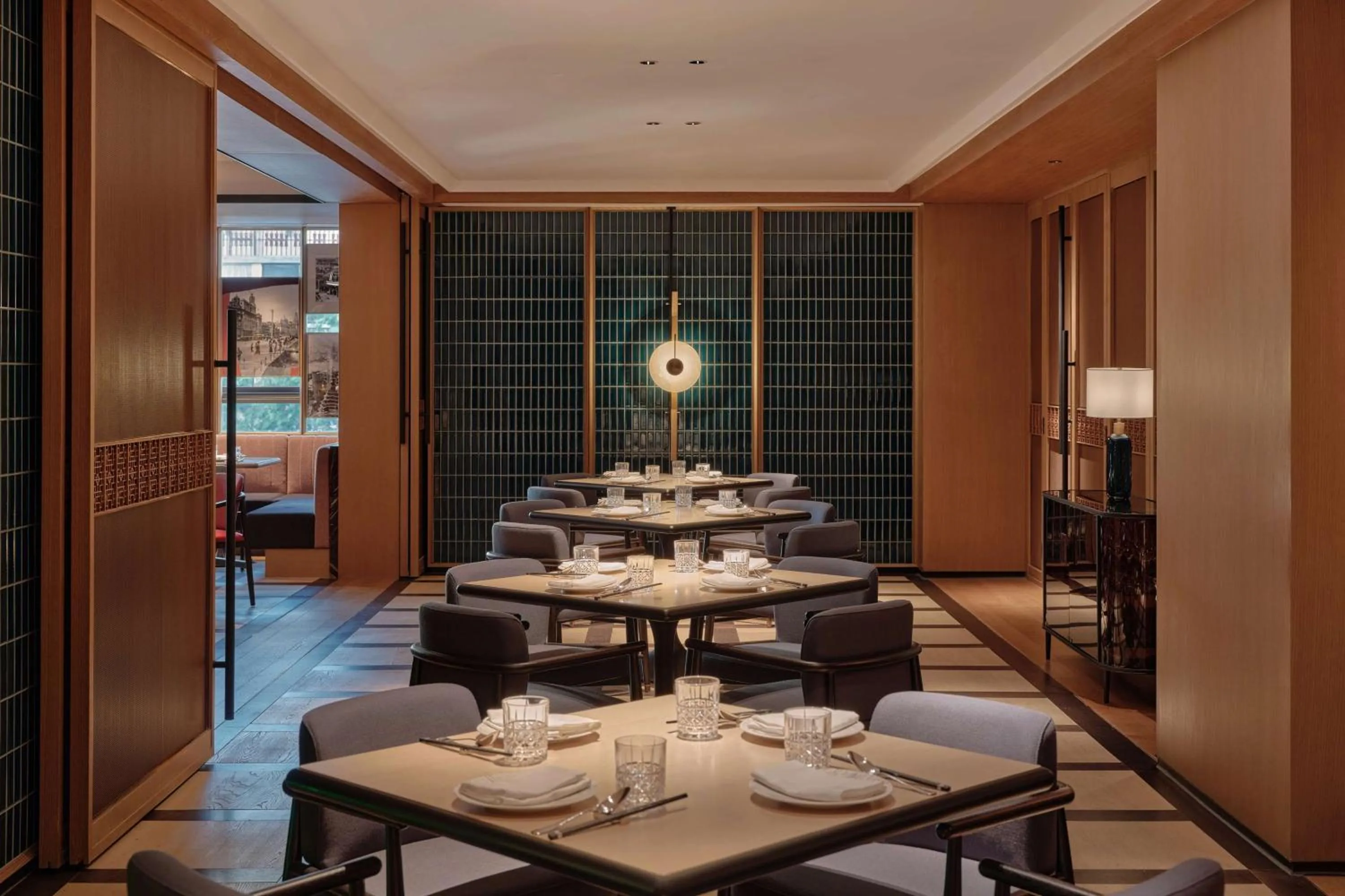 Restaurant/places to eat in Pentahotel Shanghai