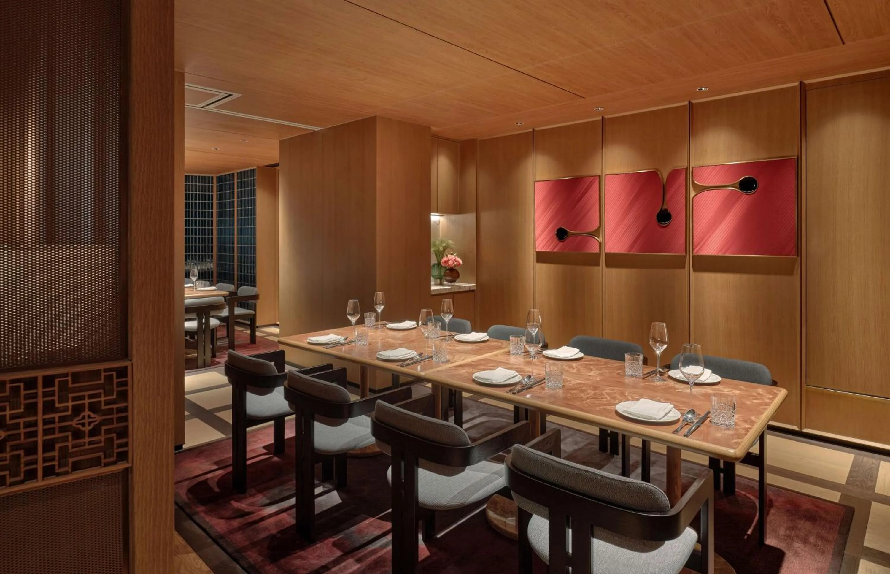 Restaurant/places to eat in Pentahotel Shanghai