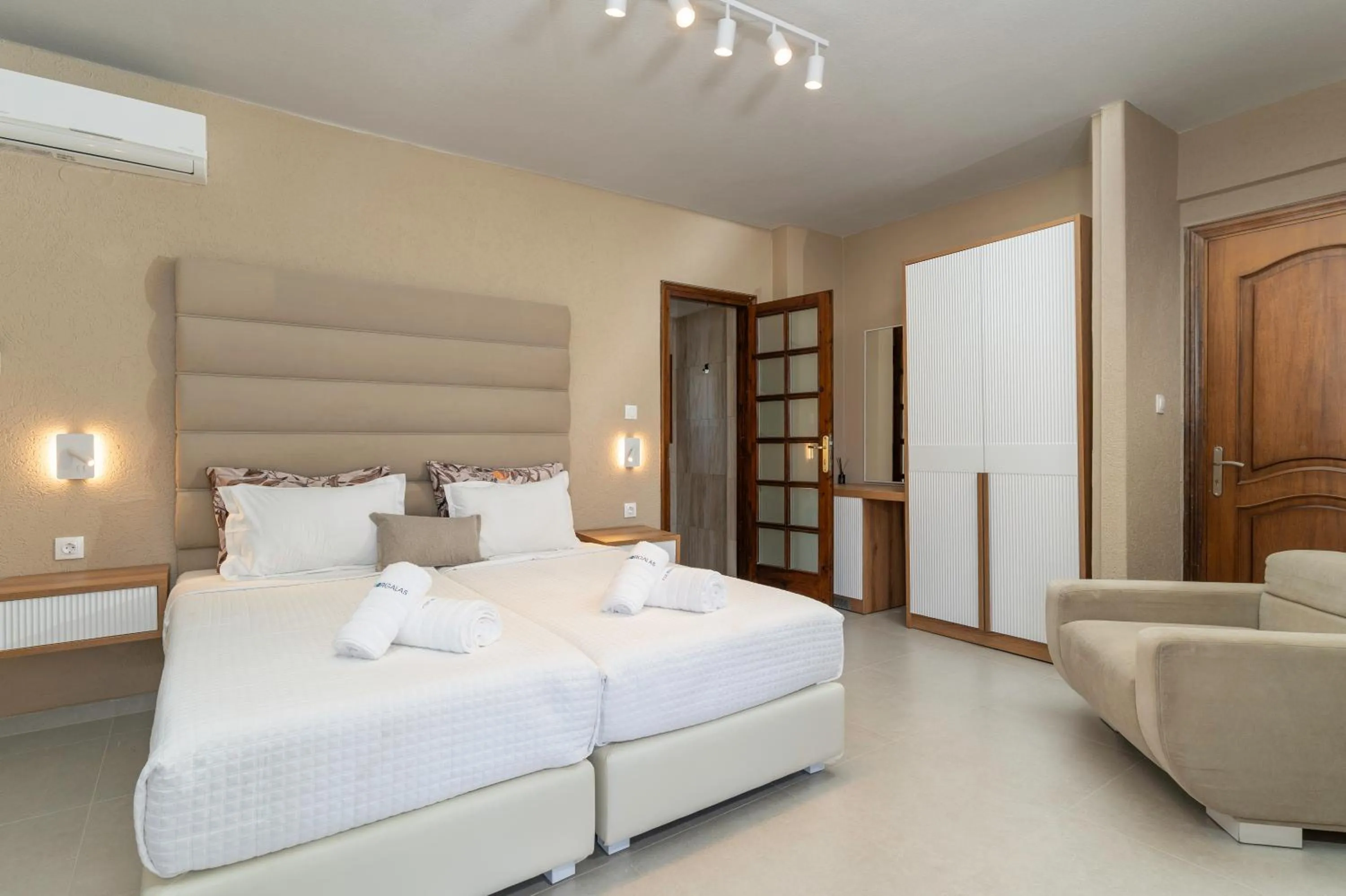 View (from property/room), Bed in Georgalas Sun Beach Resort