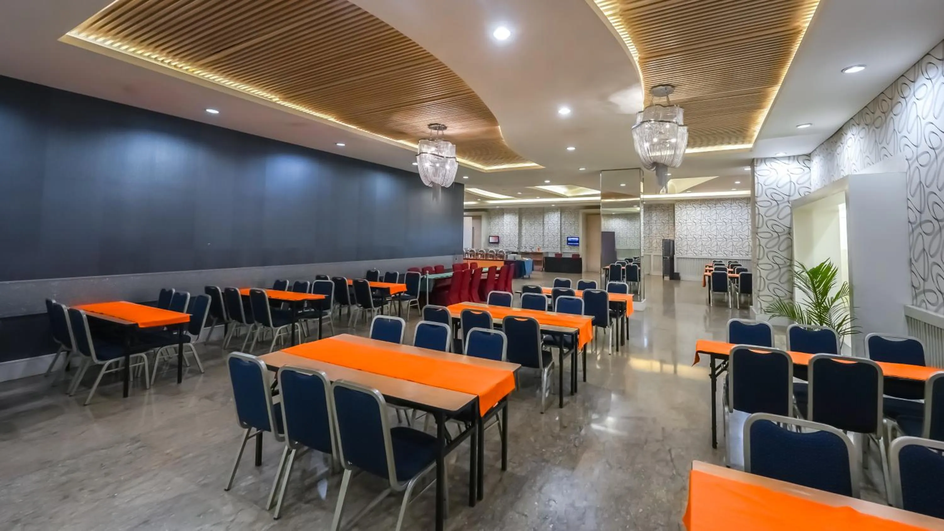 HARRIS Hotel & Convention Festival Citylink Bandung