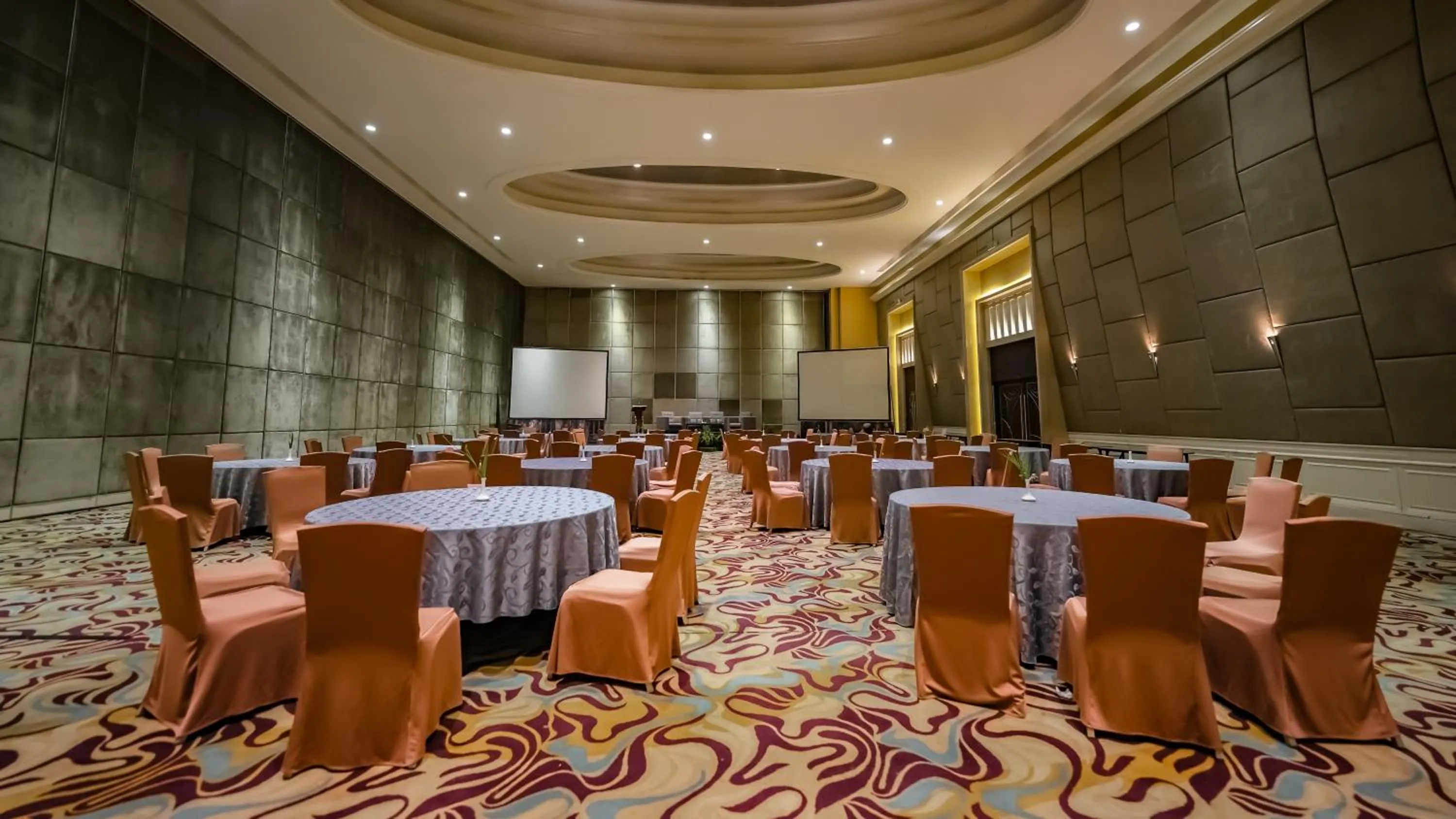 HARRIS Hotel & Convention Festival Citylink Bandung