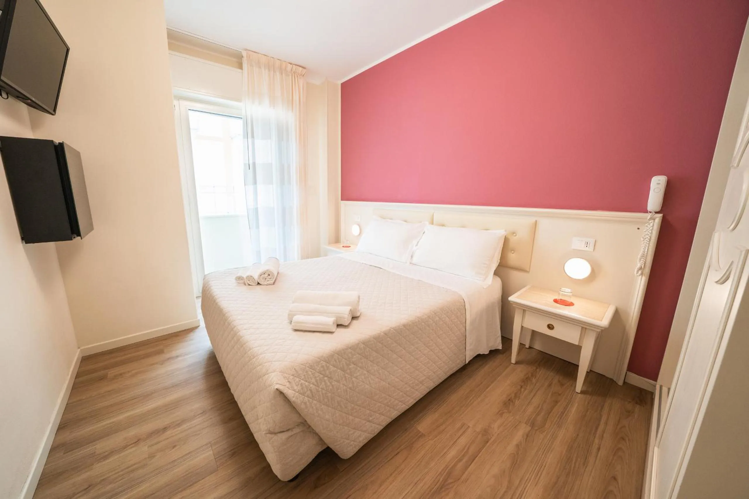 Bedroom, Bed in Hotel Orchidea