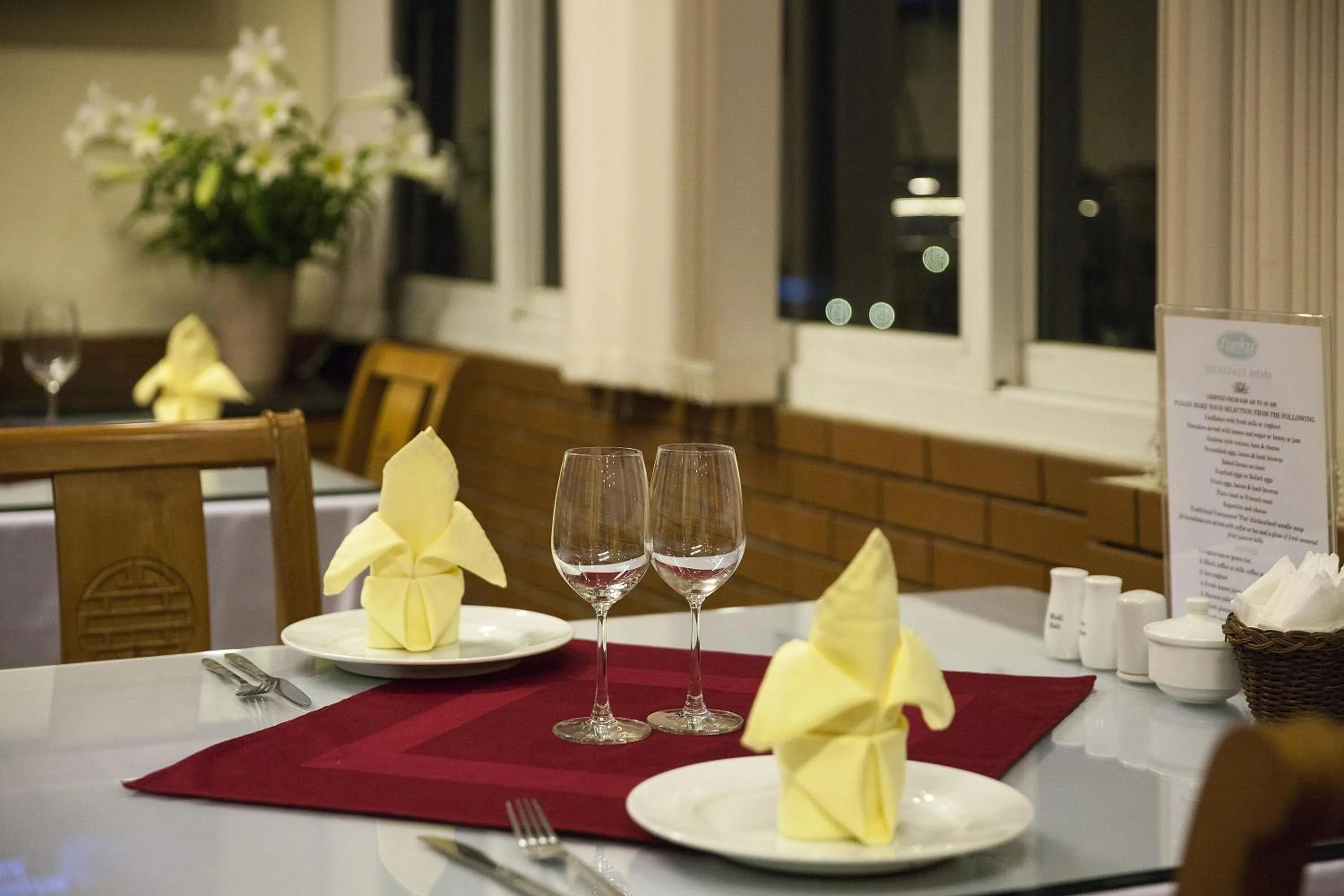 Breakfast in Lucky 3 Hotel & Travel