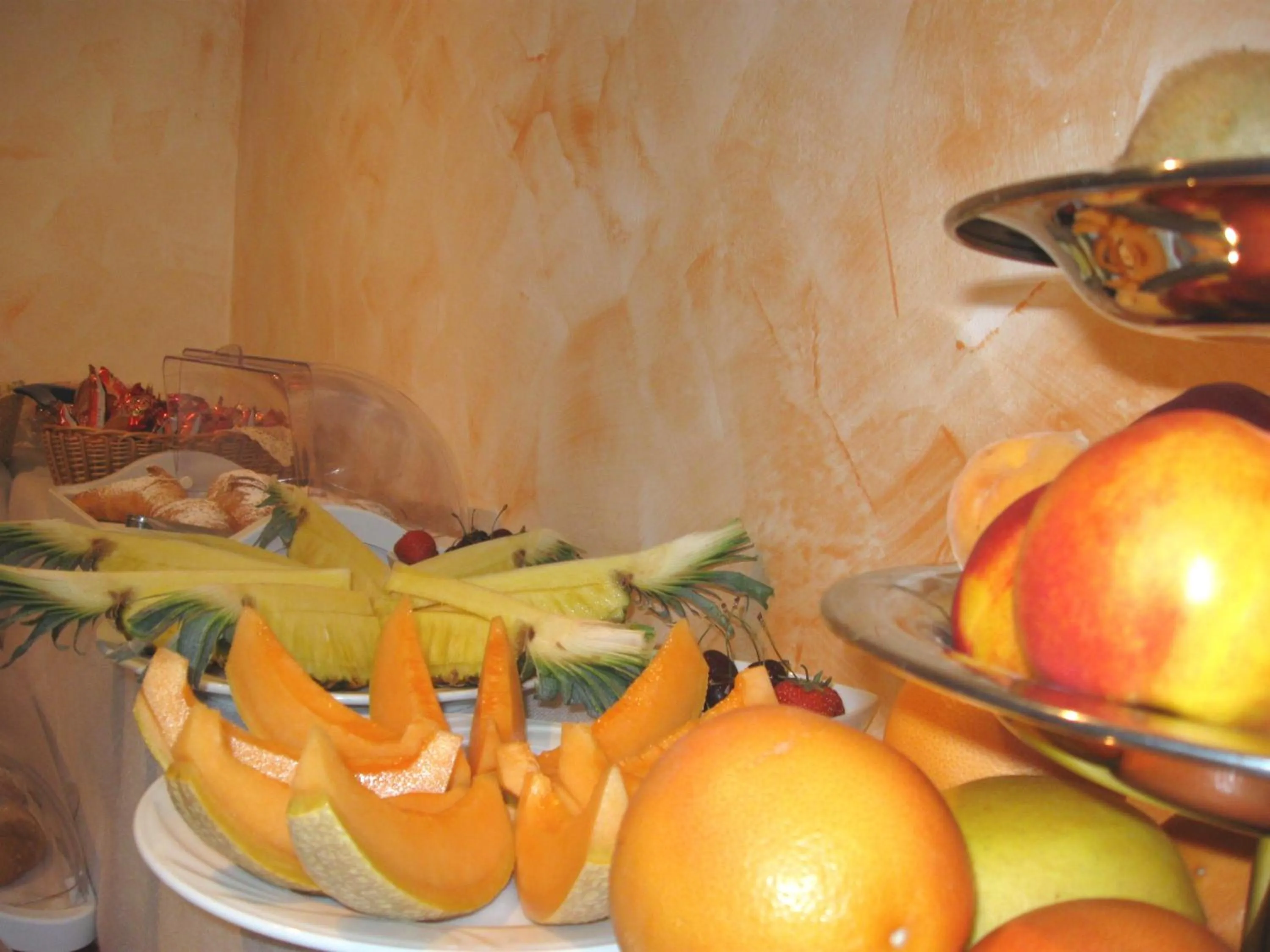 Buffet breakfast in Hotel Rurale Canneviè