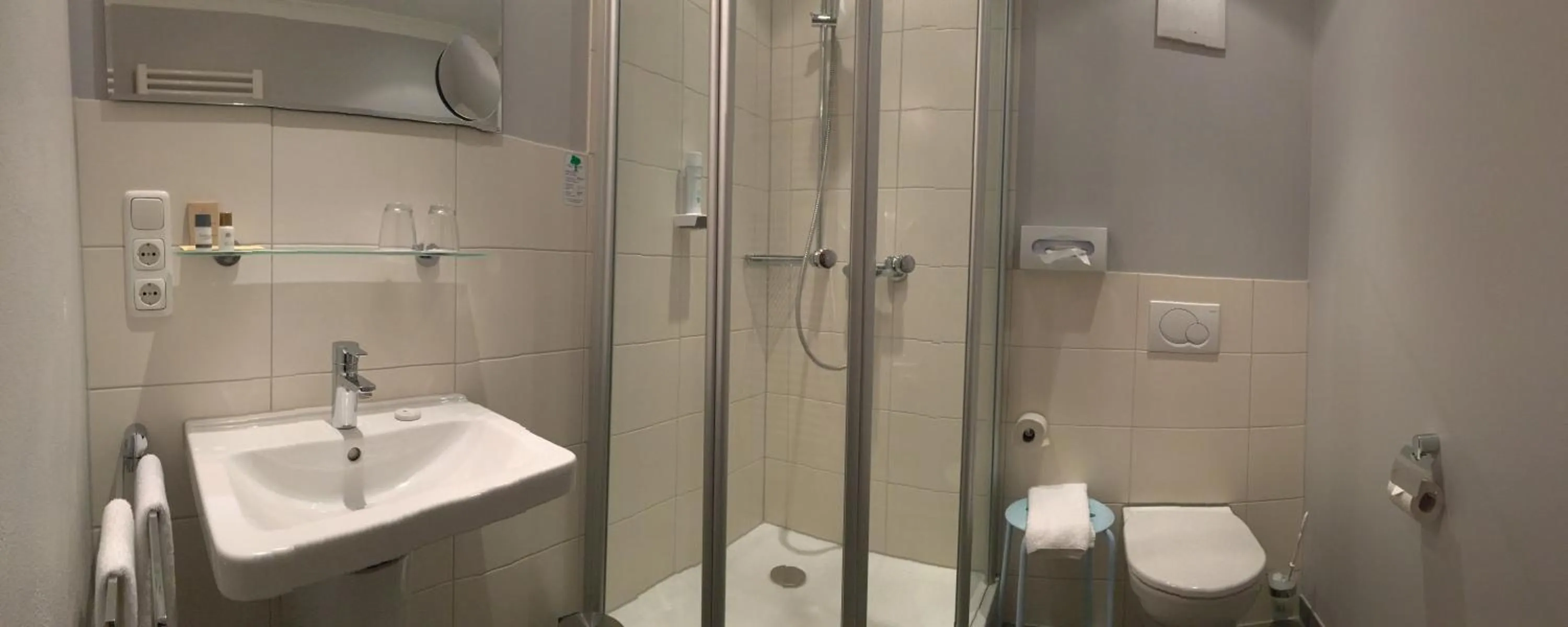 Bathroom in Hotel Gasthof Fellner