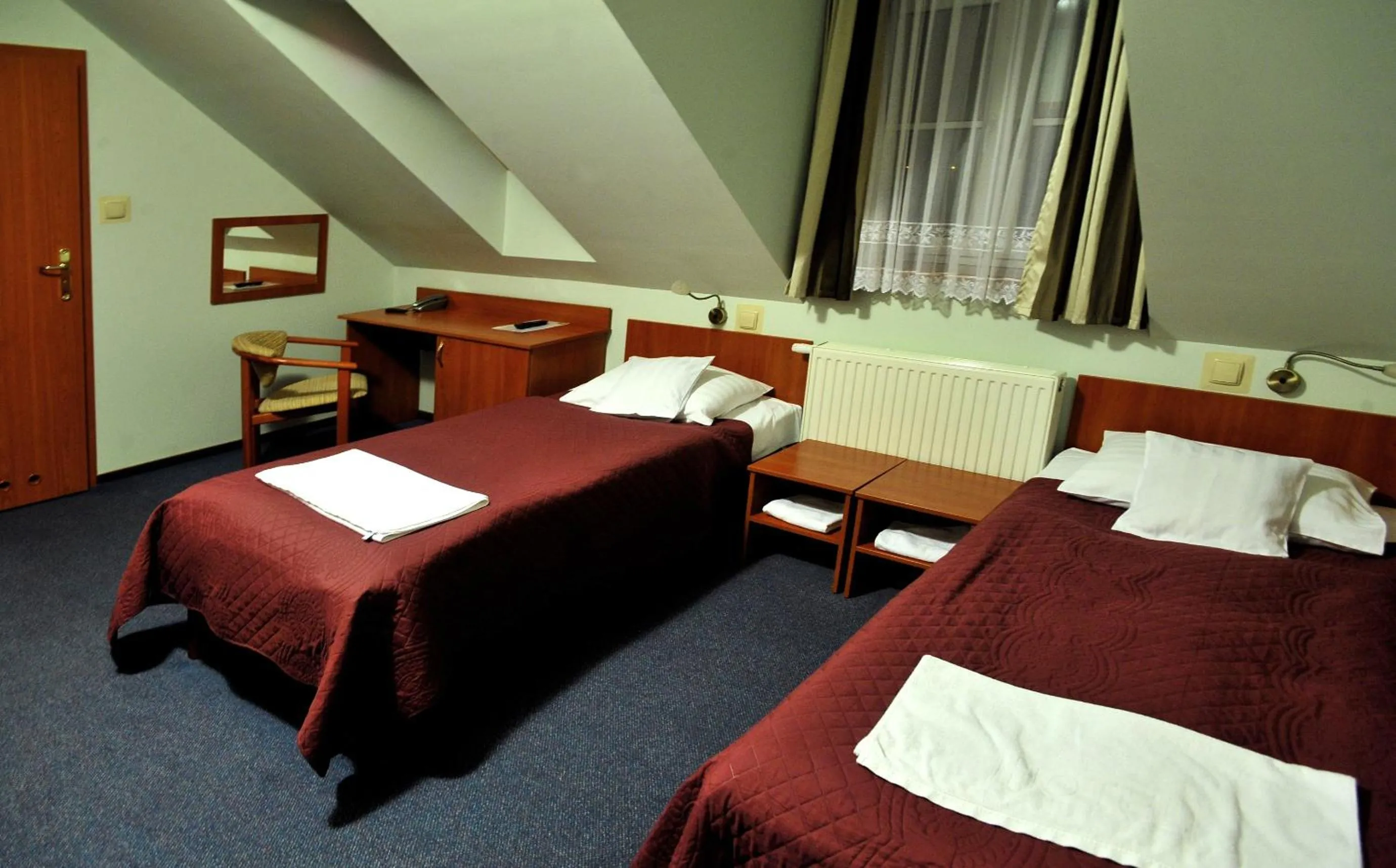 Bed in Hotel Złote Dęby