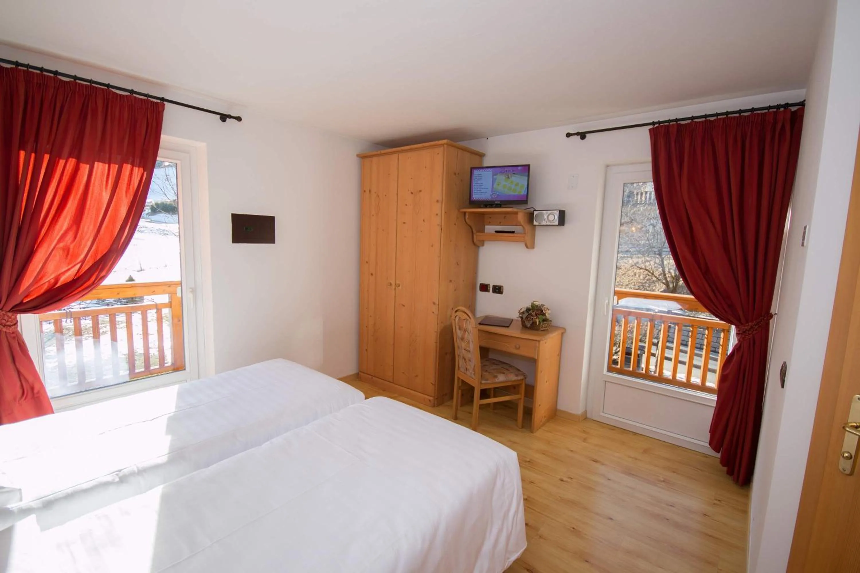 Bed in Hotel Miravalle