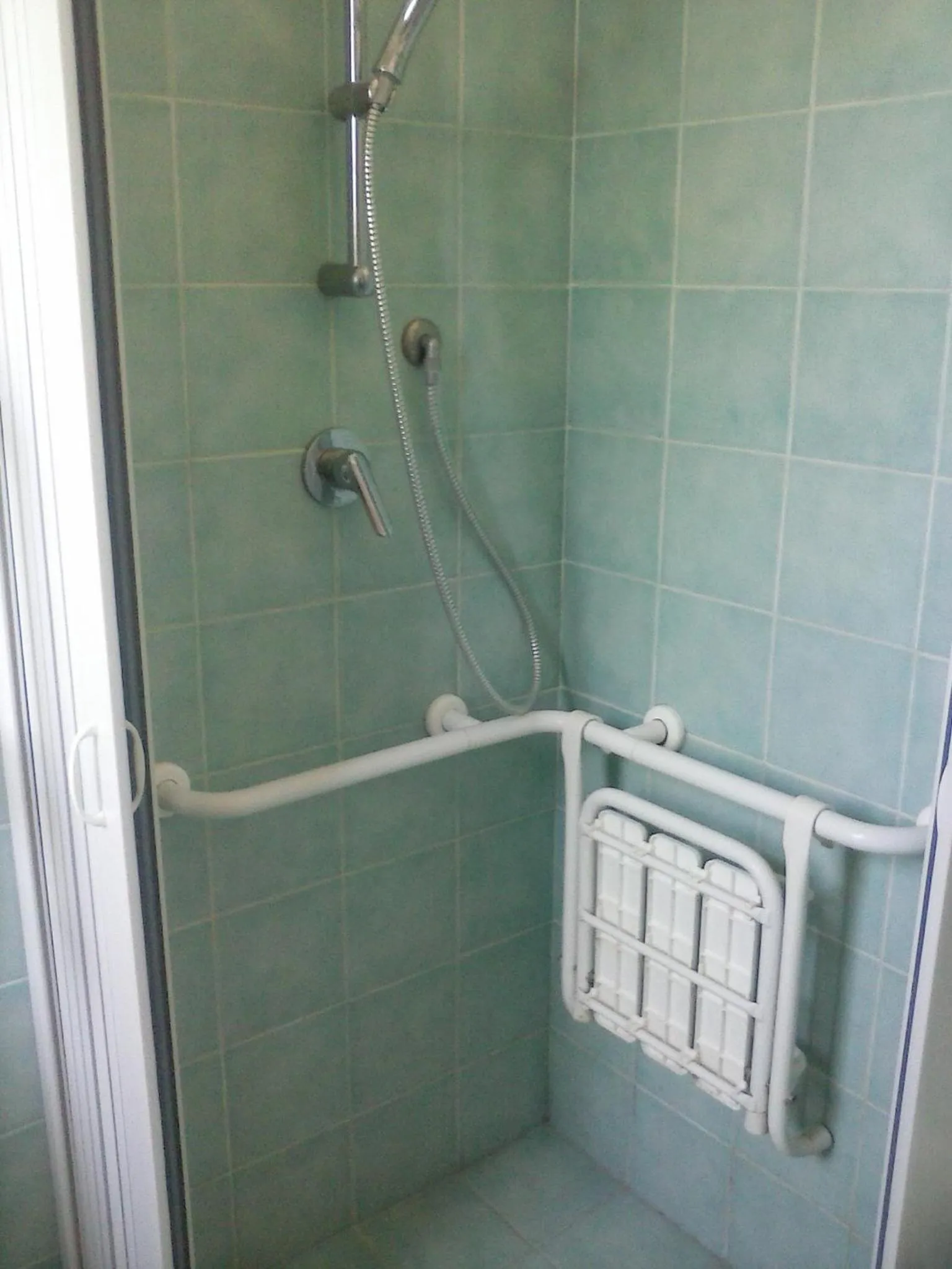 Shower in Hotel Piccolo Paradiso