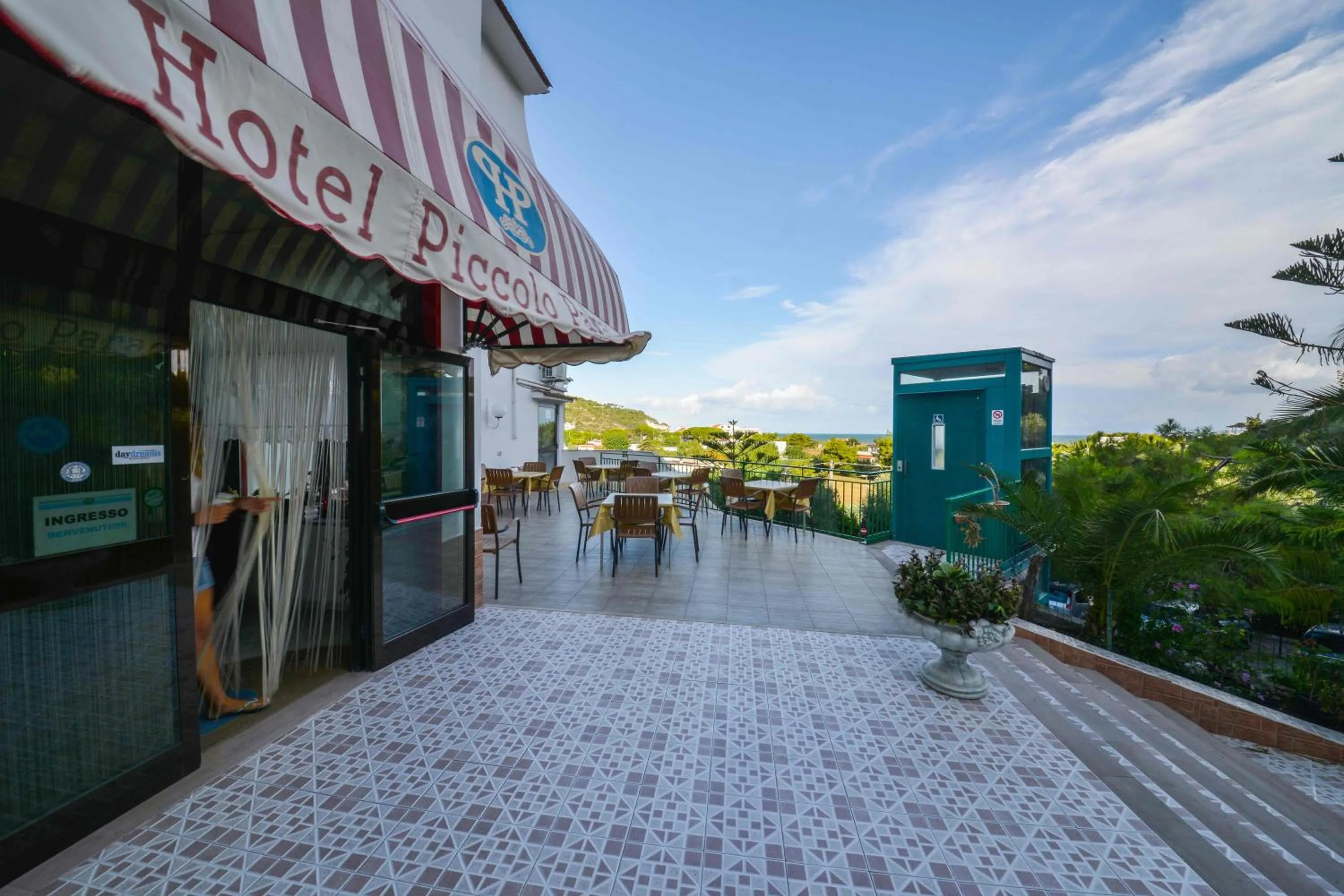 Property building in Hotel Piccolo Paradiso