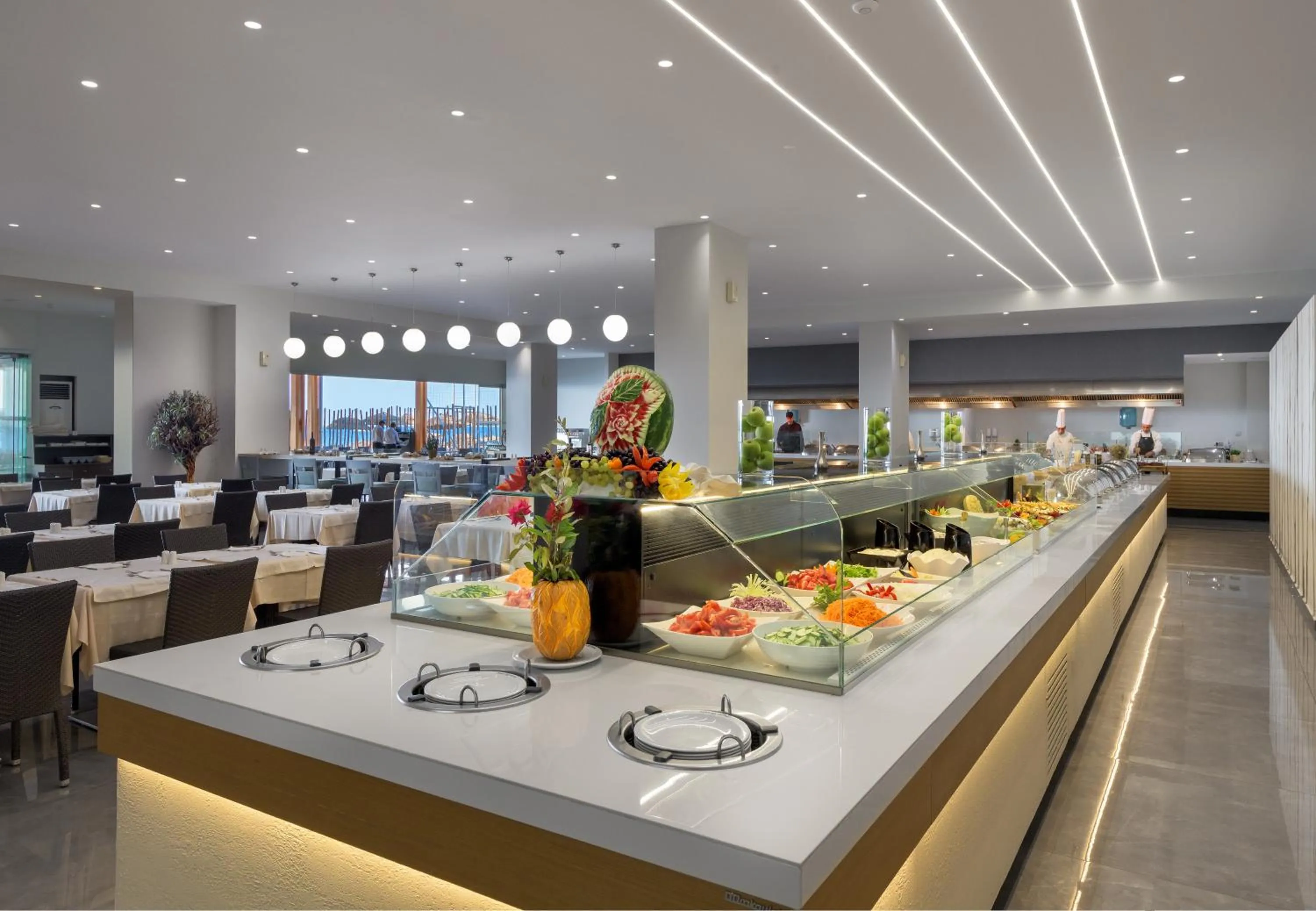 Restaurant/places to eat in Avra Beach Resort