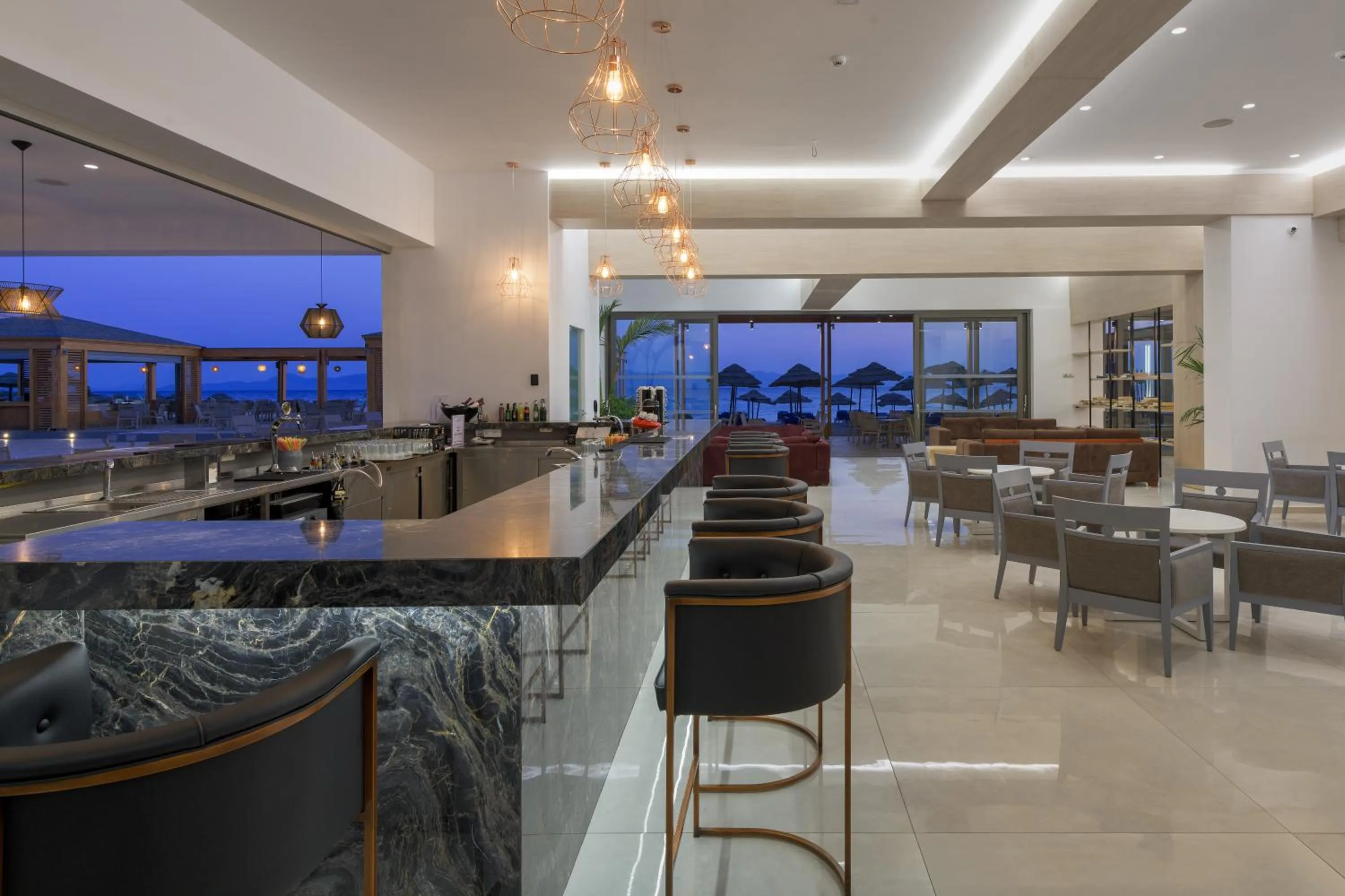 Lounge or bar in Avra Beach Resort