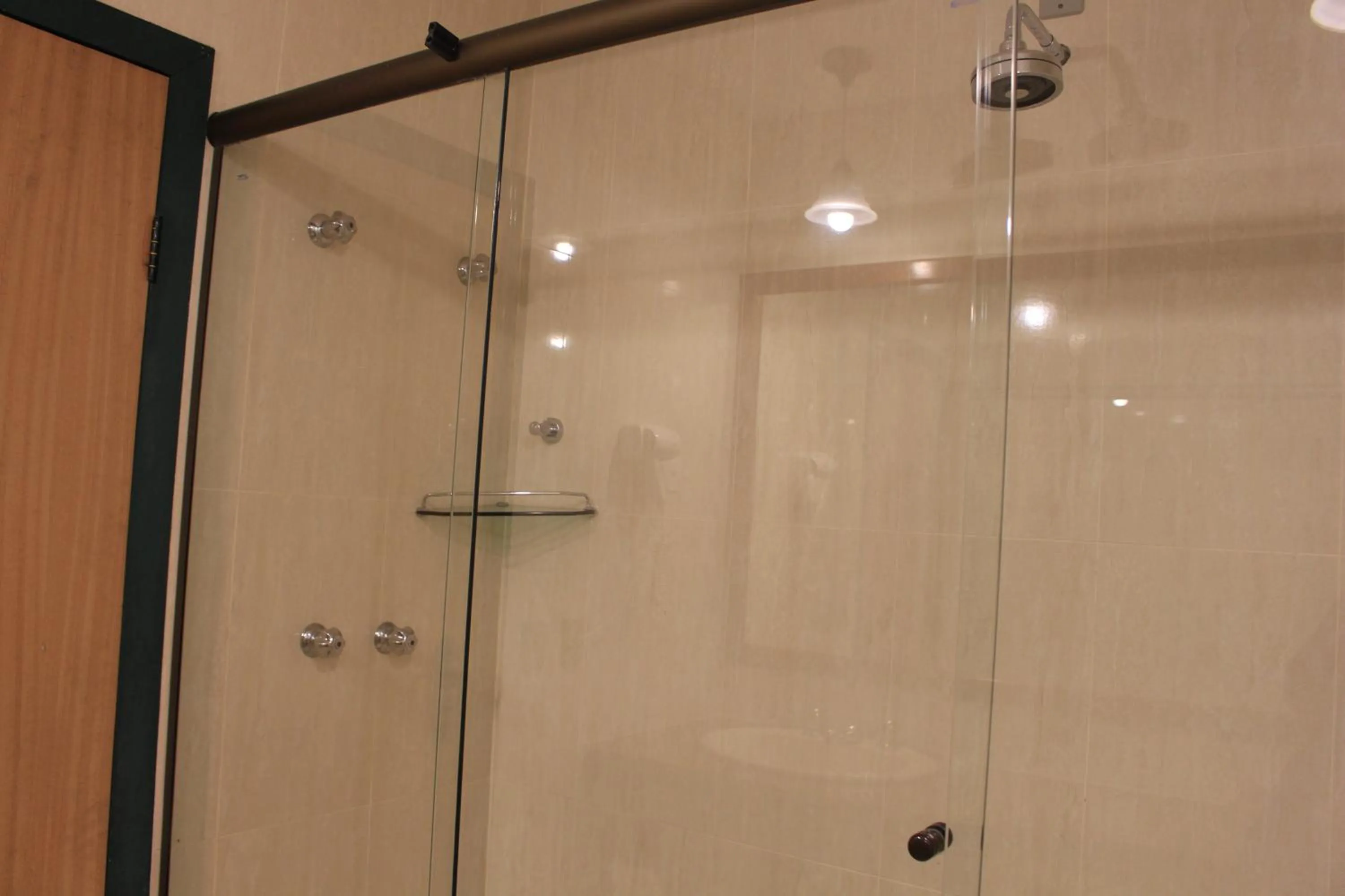 Bathroom in Hotel Luxor