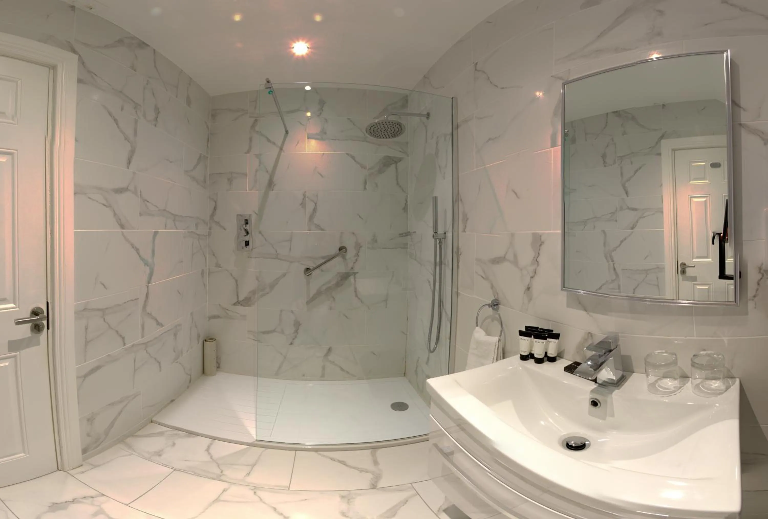 Bathroom in Brook Lodge Boutique Hotel