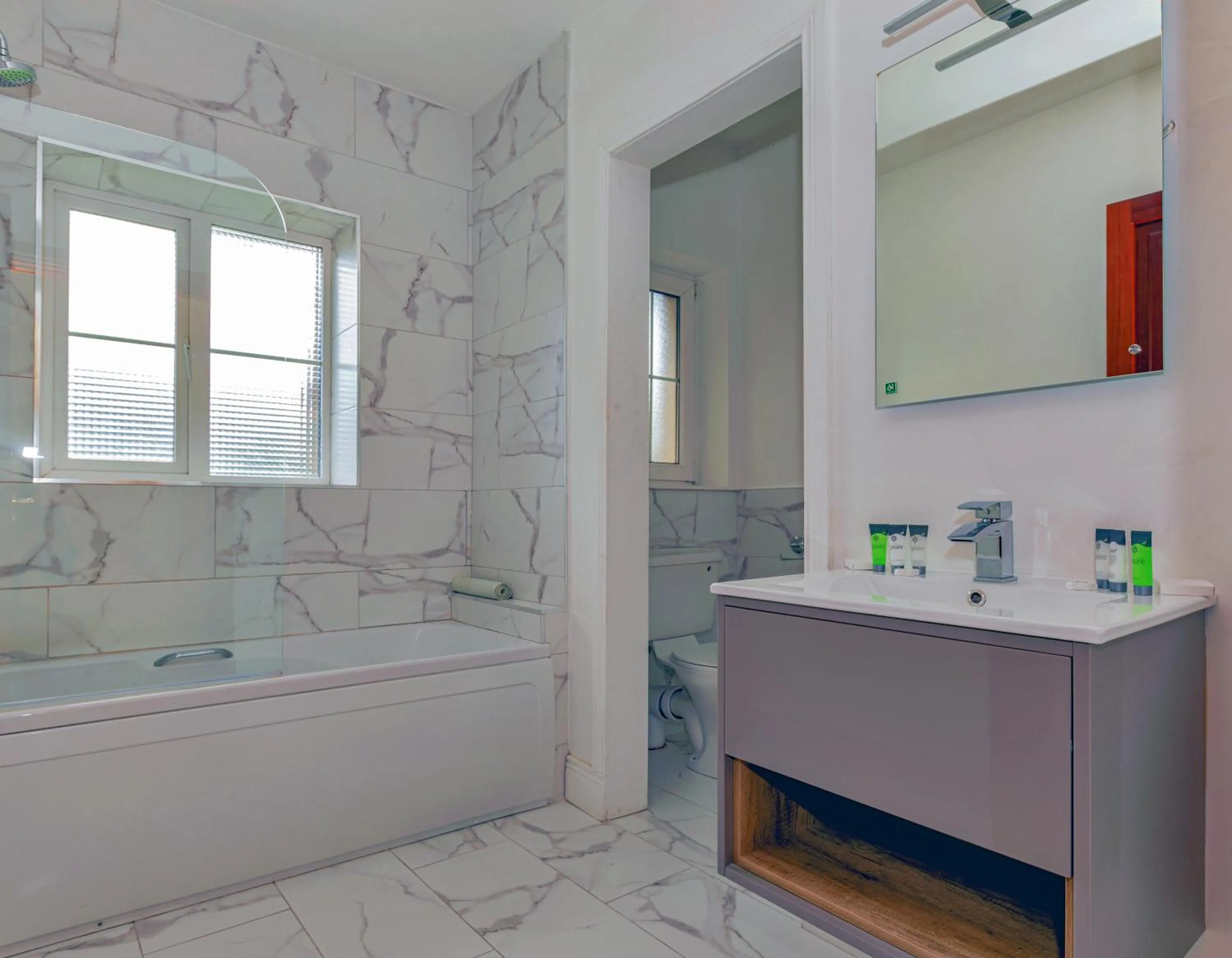 Bathroom in Brook Lodge Boutique Hotel