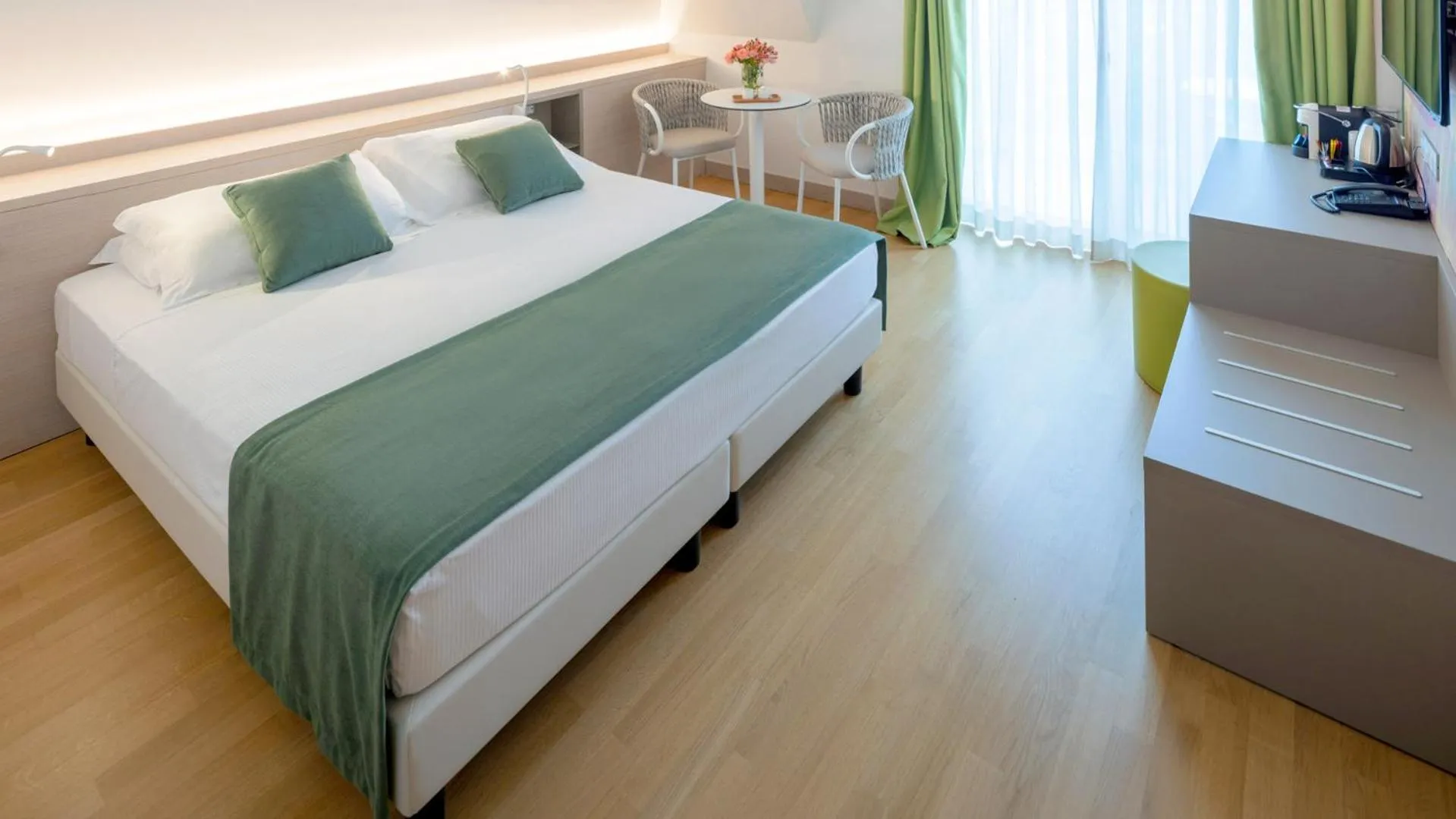 Bed in Hotel President