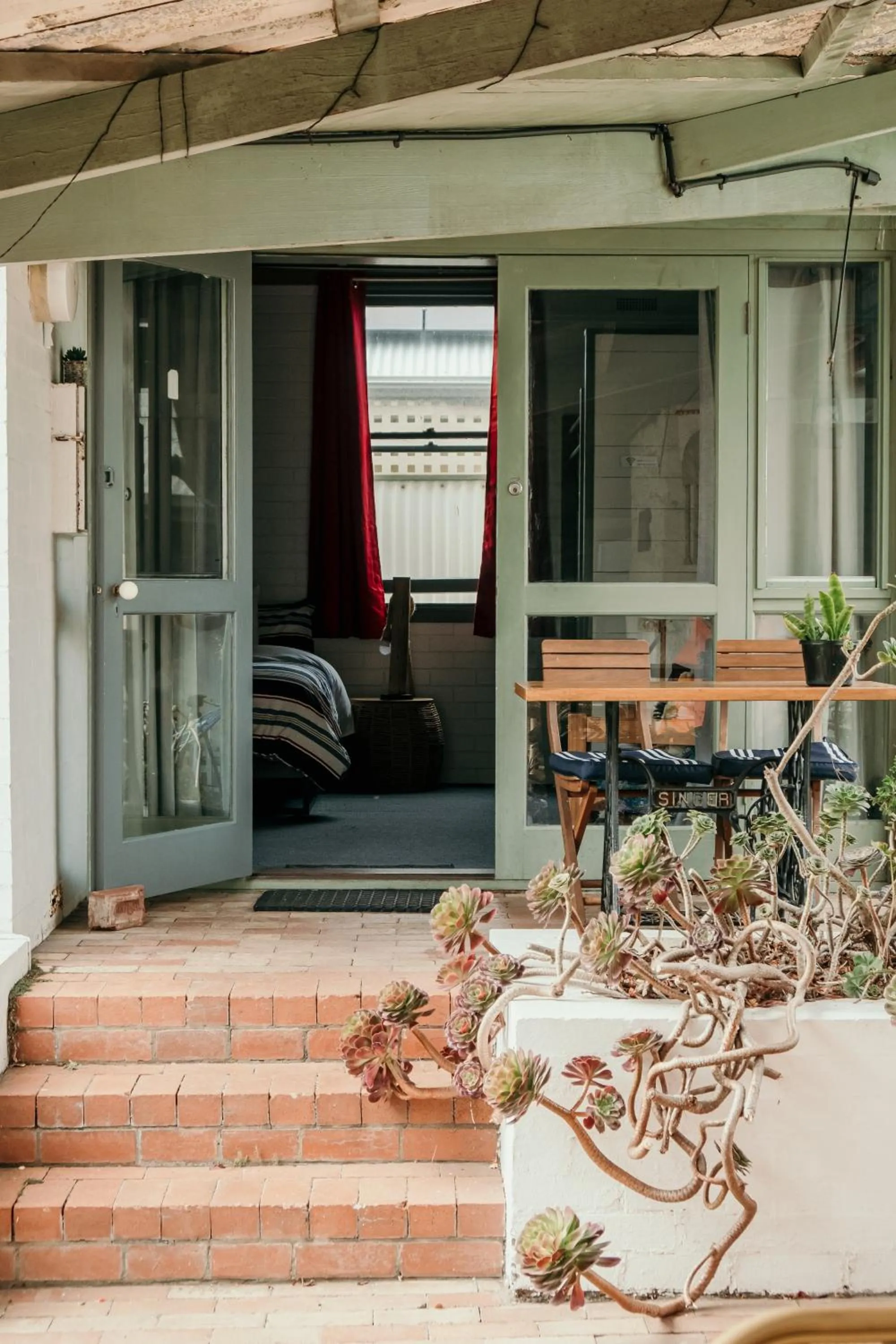 Patio in The Wandering Whale Port Fairy