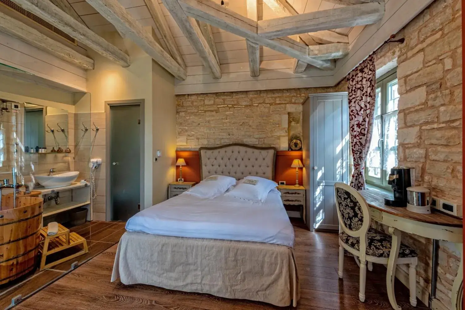 Premier Suite with Fireplace and Mountain View in Pirrion Wellness Boutique Hotel Premier Suite with Fireplace and Mountain View in Pirrion Wellness Boutique Hotel