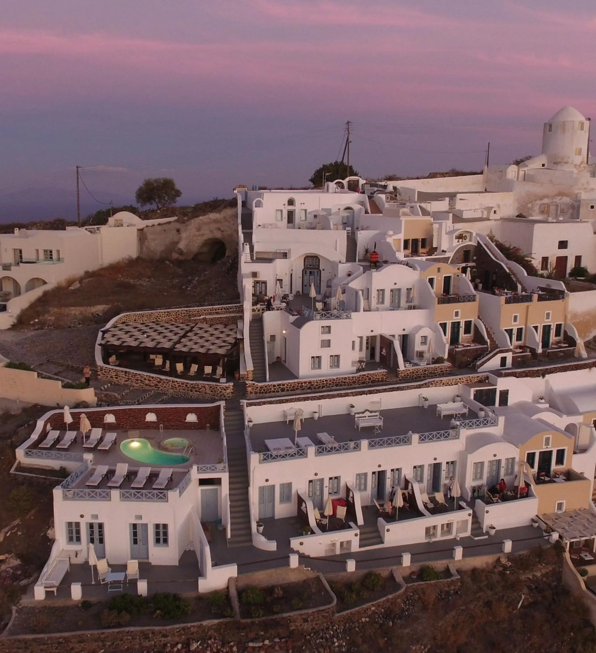 Neighbourhood in Ilioperato Hotel