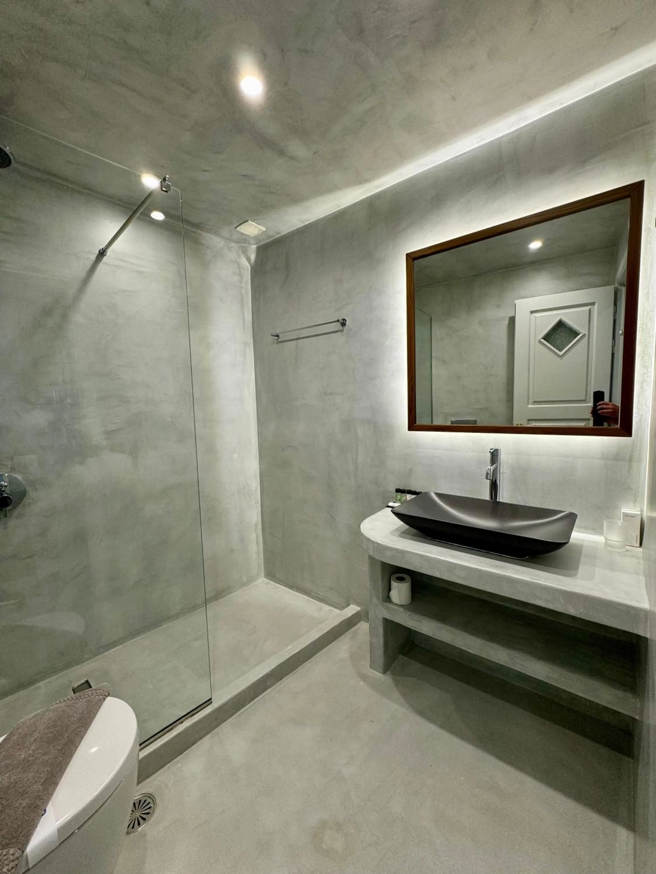 Bathroom in Ilioperato Hotel