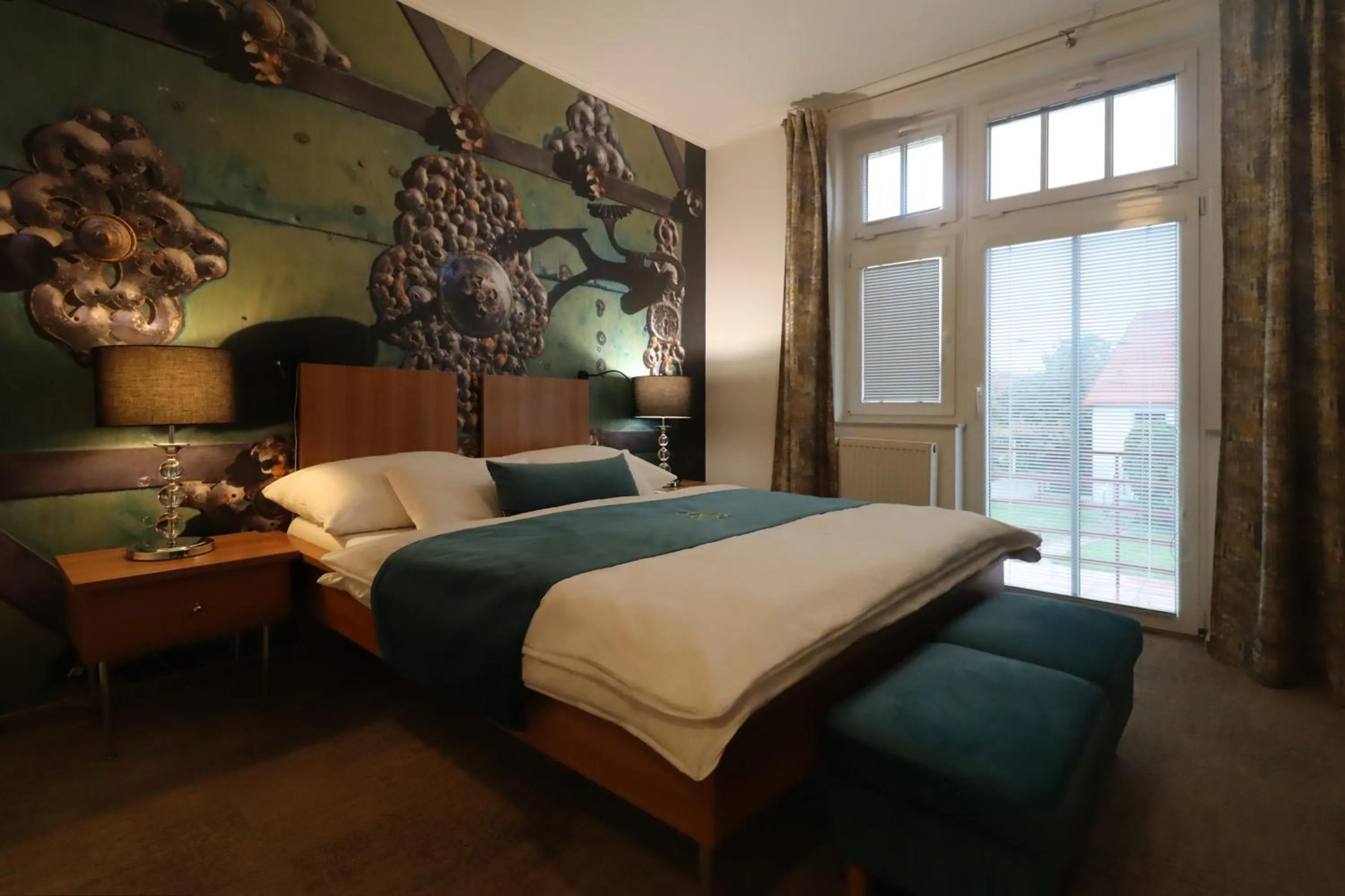 Bed in Boutique Hotel Golf Garni