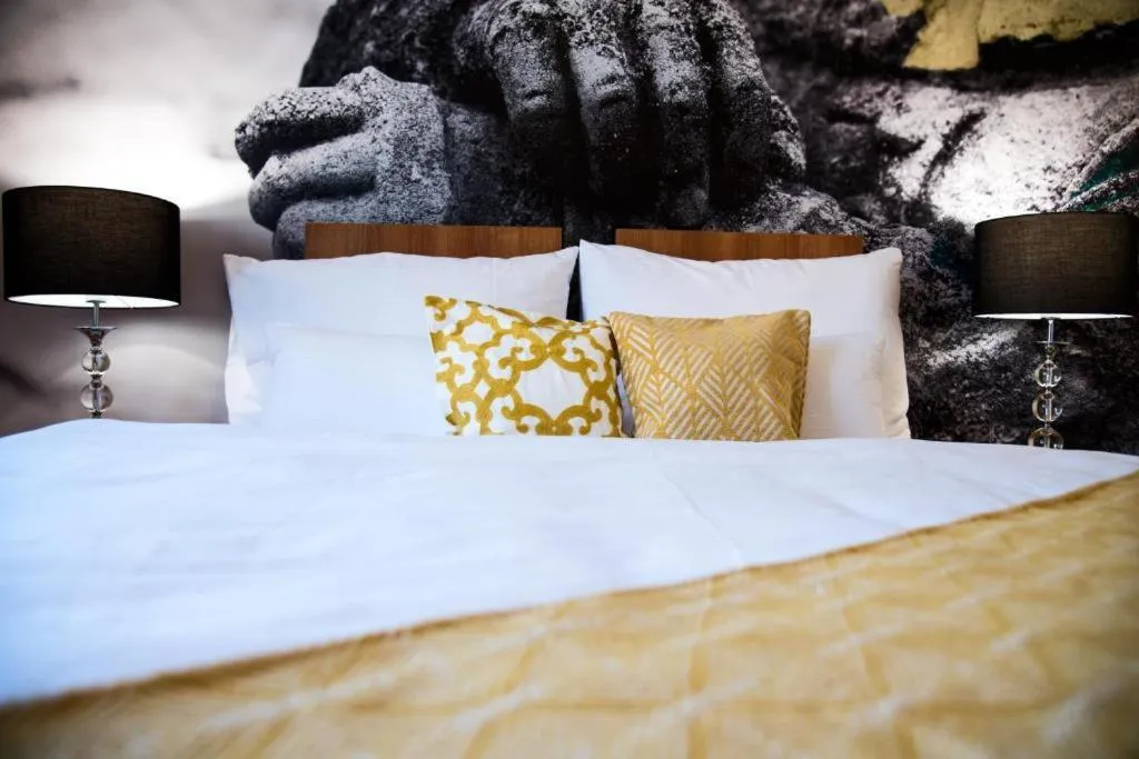 Bed in Boutique Hotel Golf Garni