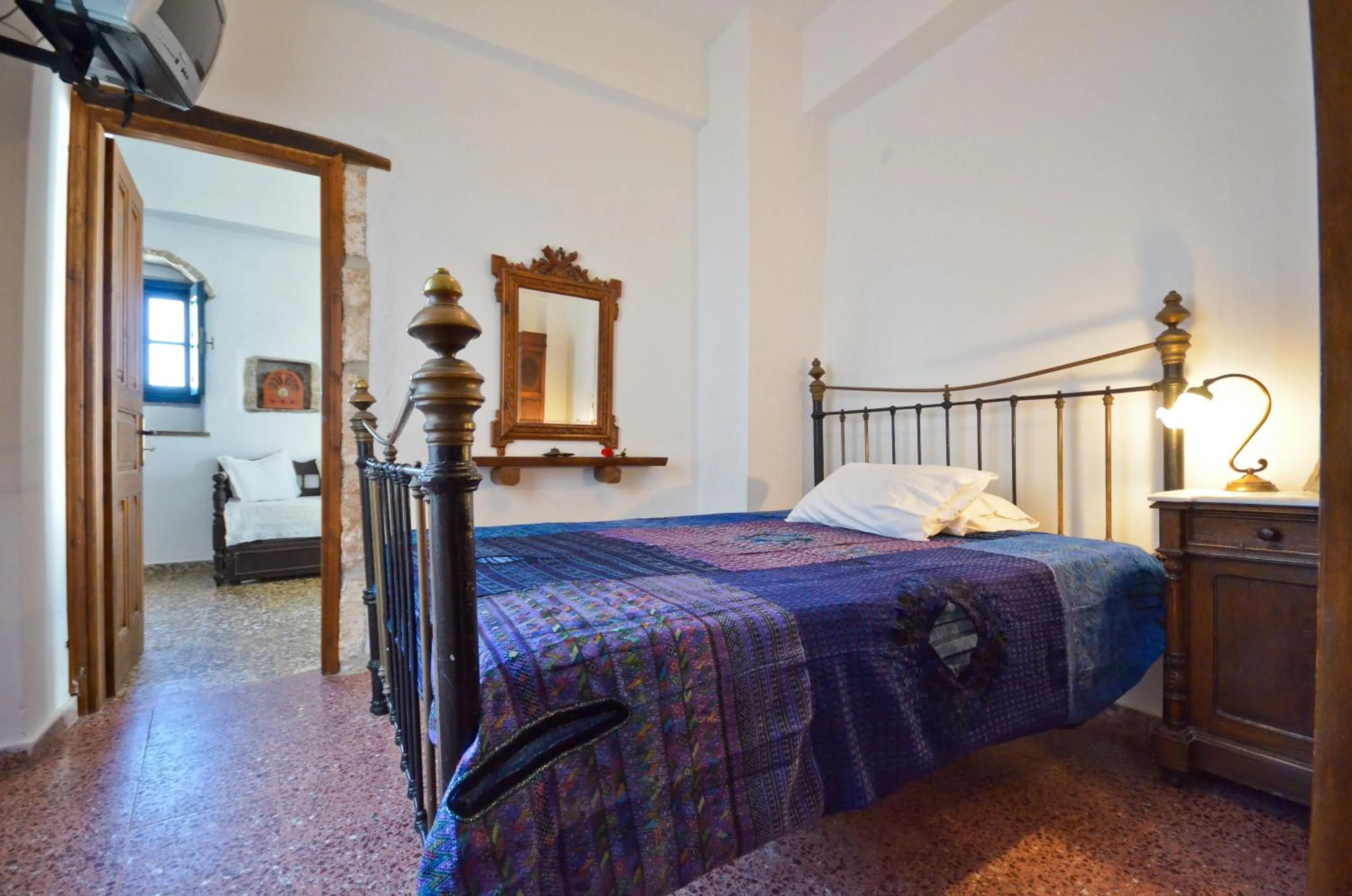 Bed in Venetiko Apartments