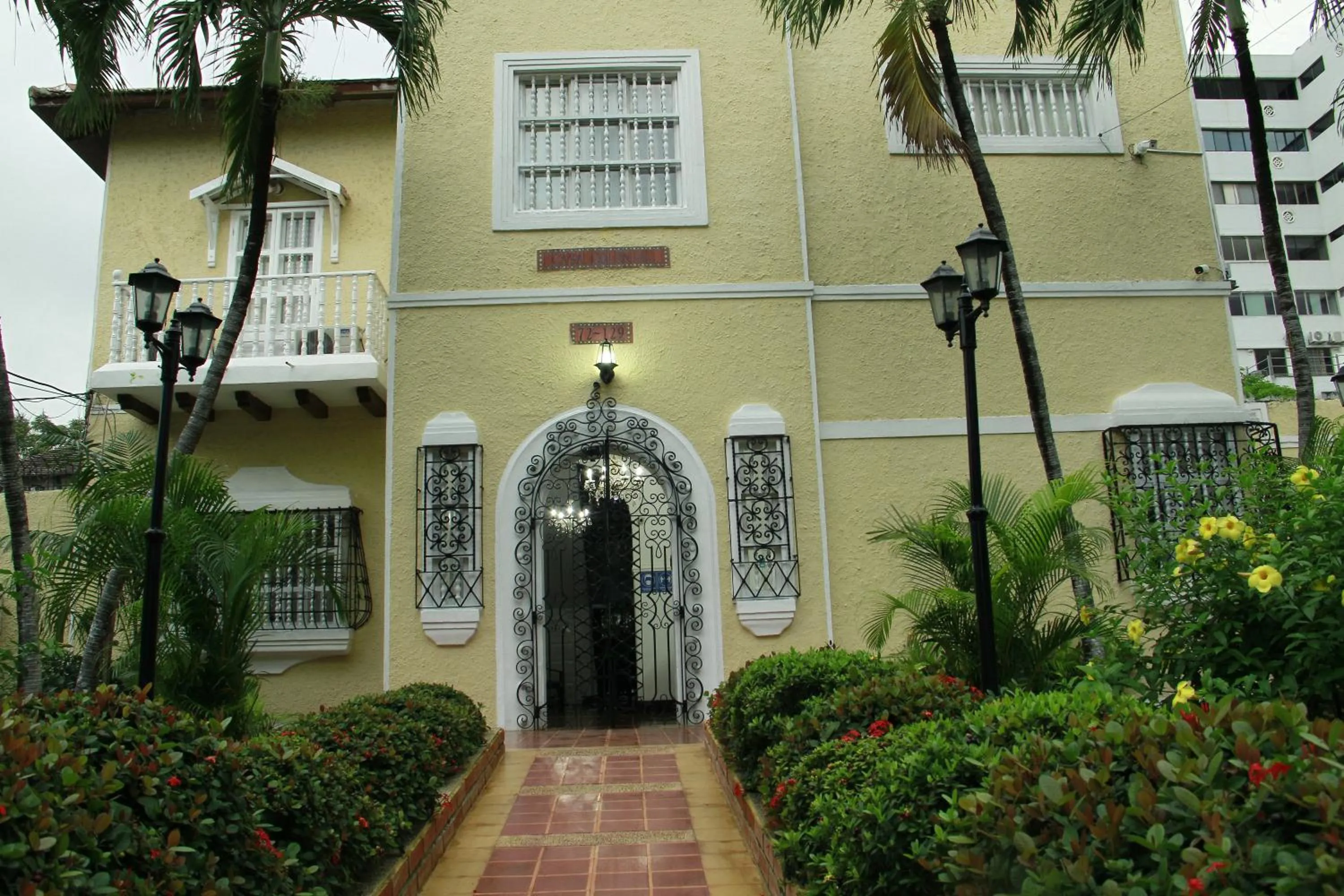 Facade/entrance in Hotel Casa Colonial