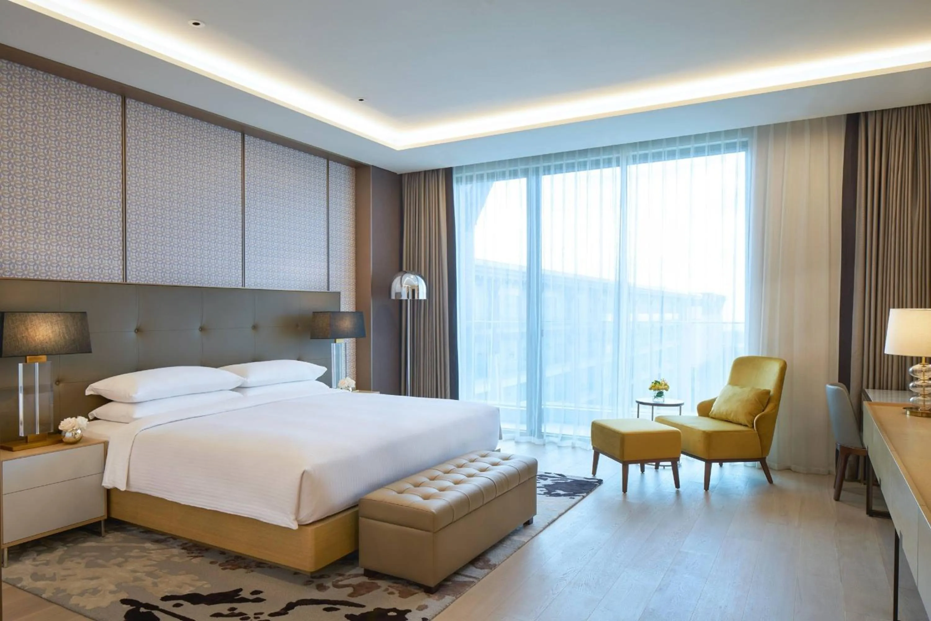 Bedroom, Bed in Marriott Jeju Shinhwa World Hotel