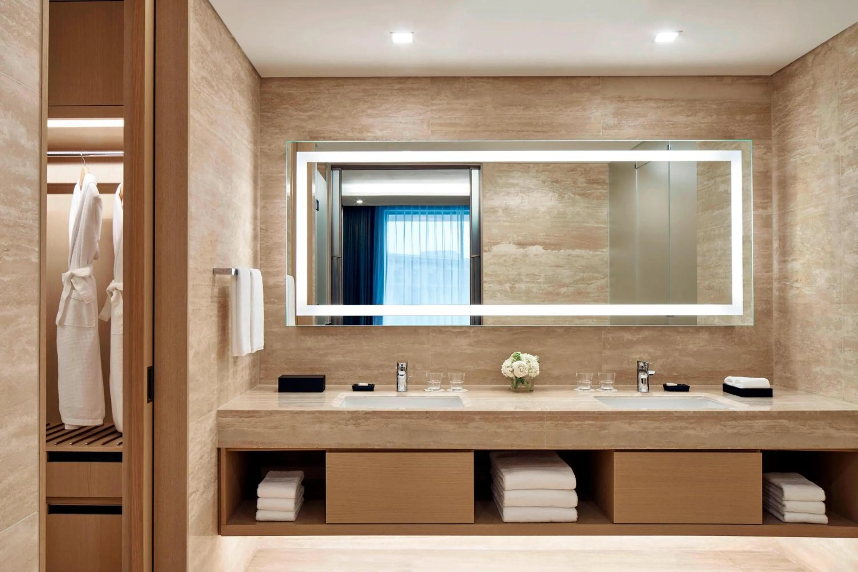 Bathroom in Marriott Jeju Shinhwa World Hotel