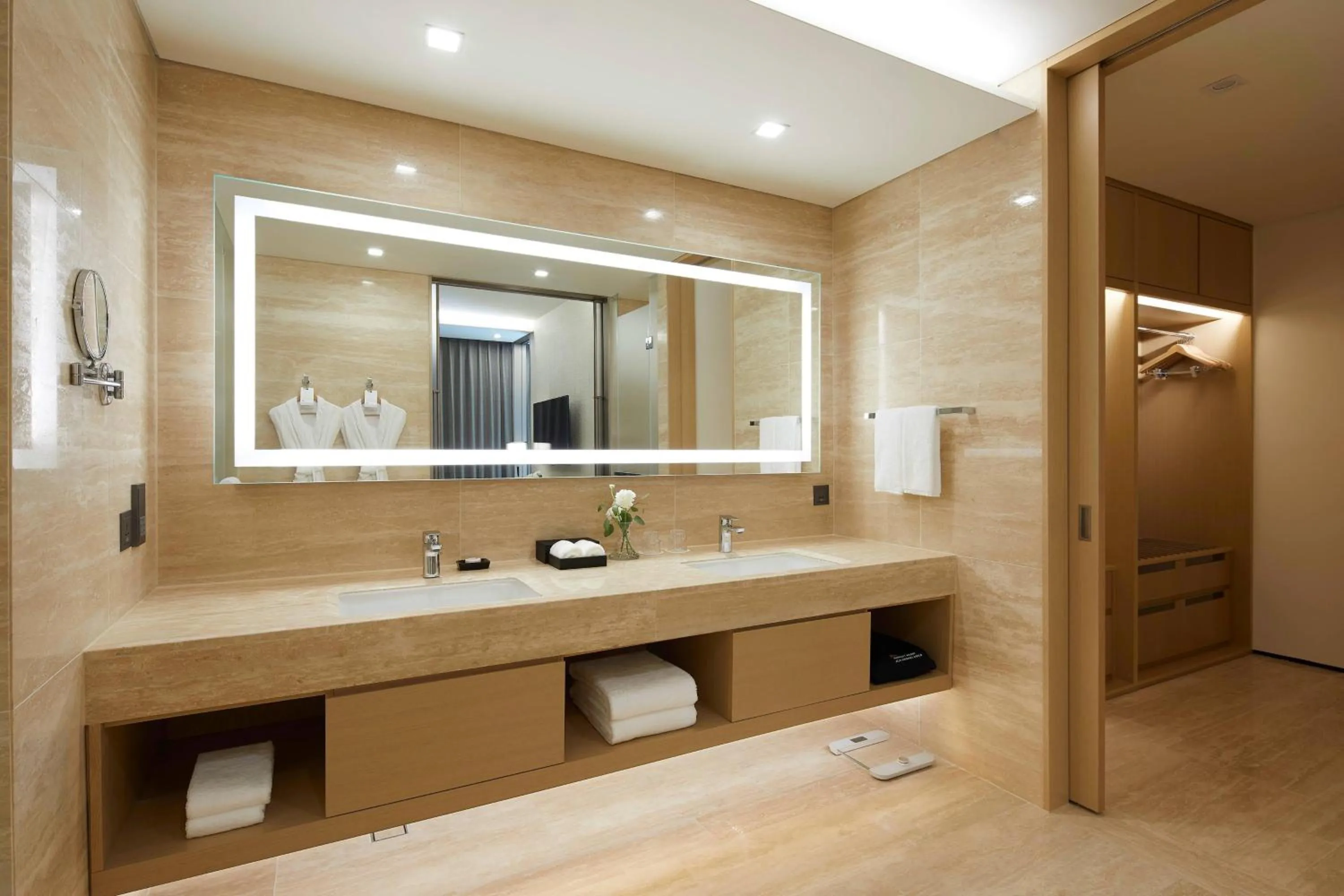 Bathroom in Marriott Jeju Shinhwa World Hotel