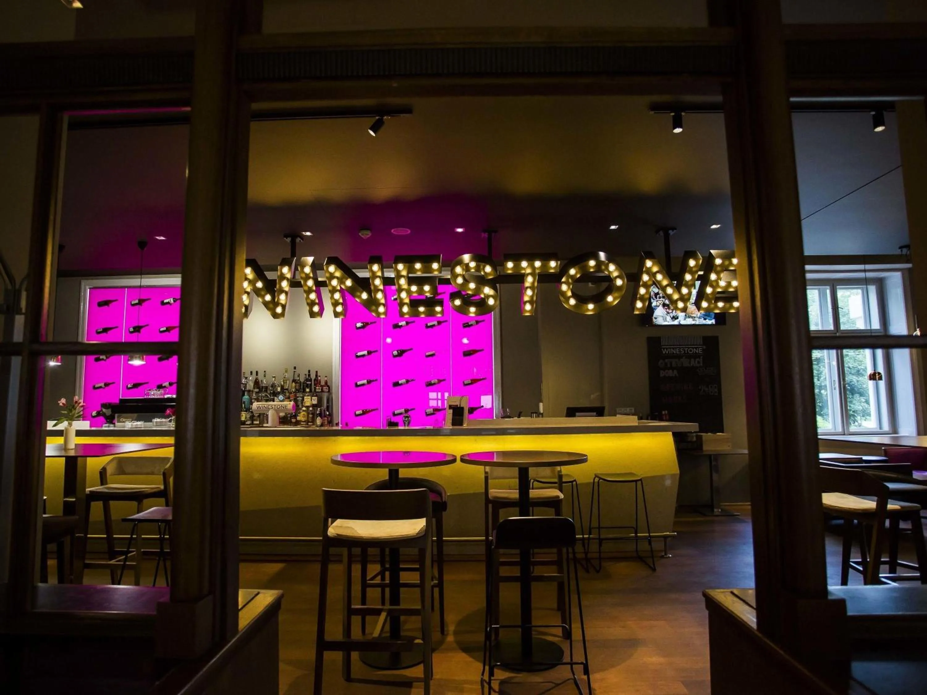 Lounge or bar in Mercure Ostrava Center