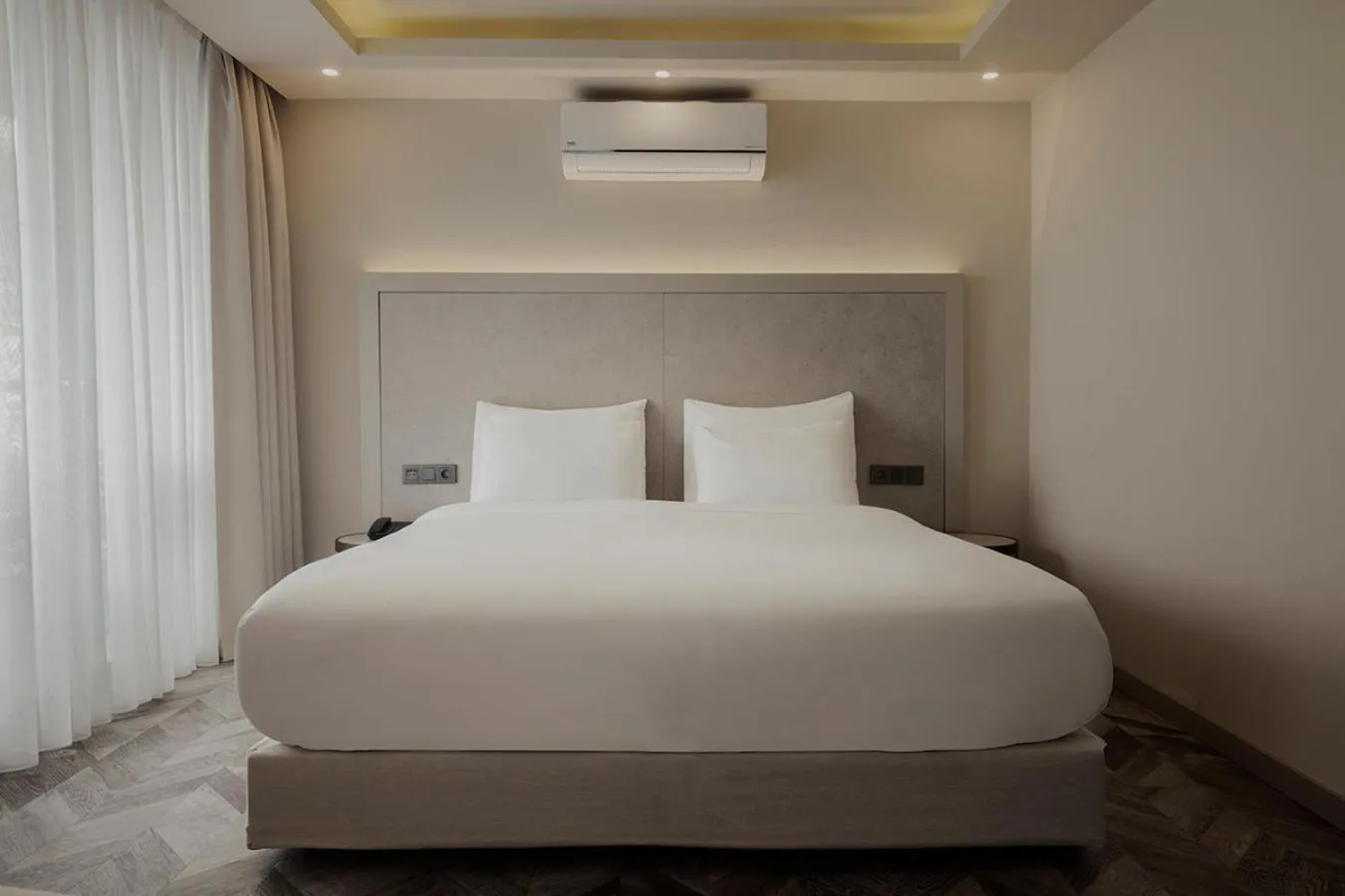 Photo of the whole room, Bed in Büyük Hotel