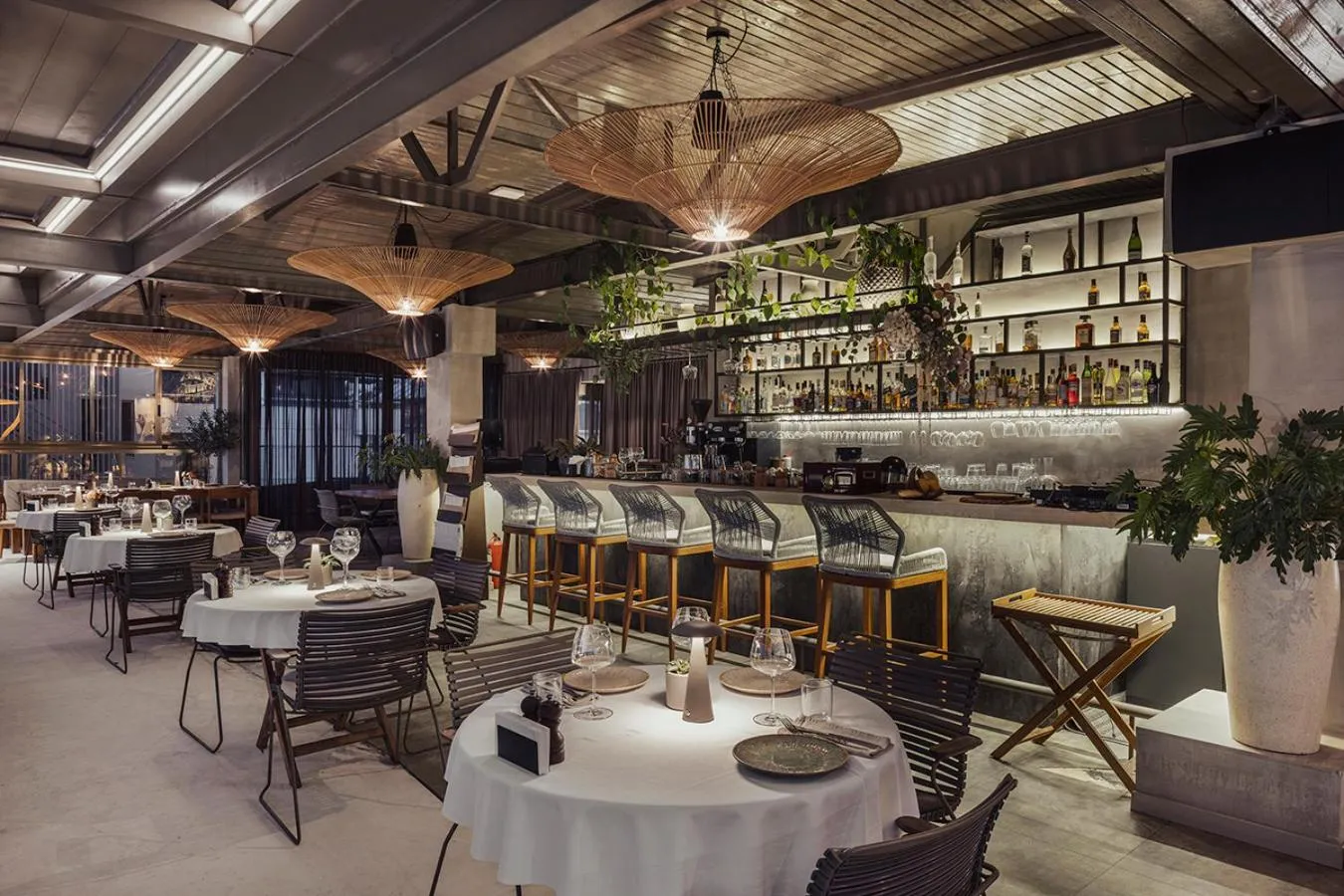 Restaurant/places to eat in Büyük Hotel