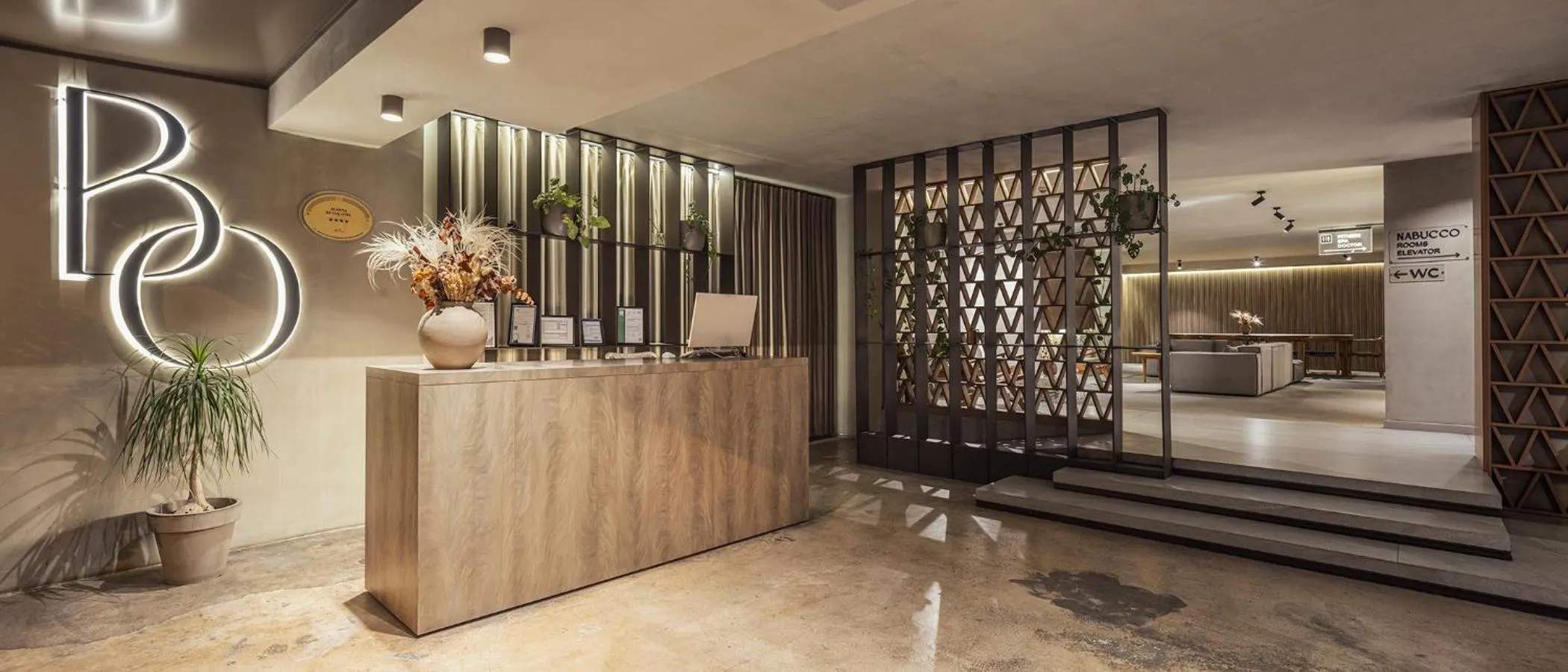 Lobby or reception in Büyük Hotel