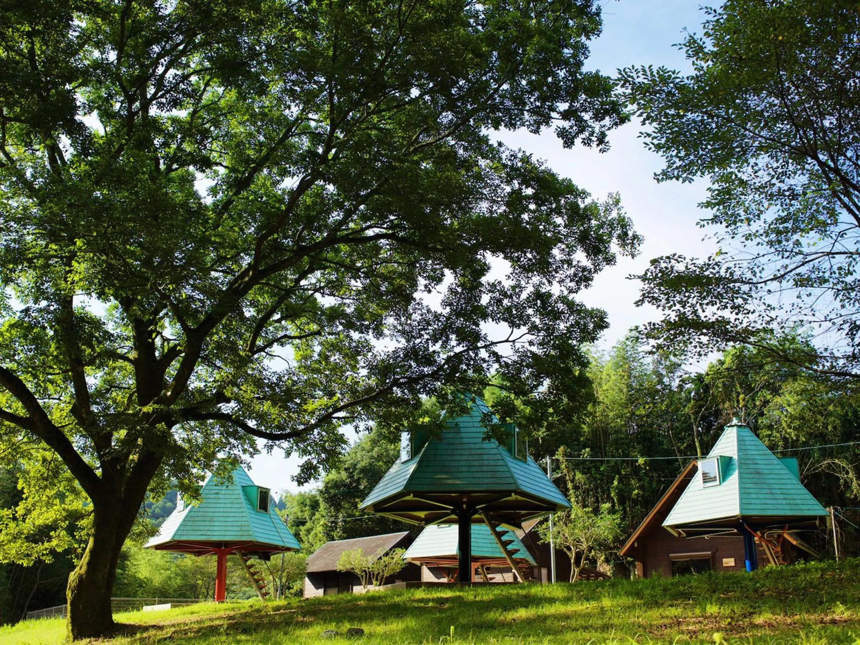 Property building in Lodge Kiyokawa